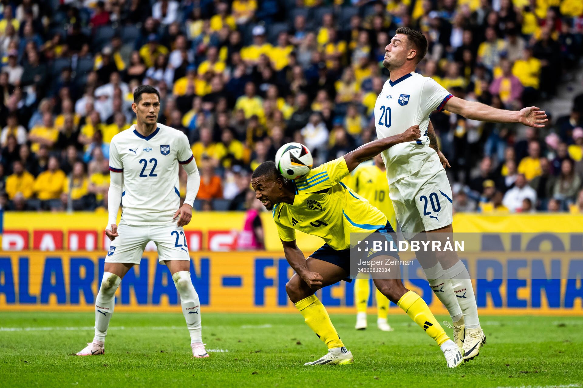 Isak Hien of Sweden and Sergej Milinkovic-Savic of Serbia