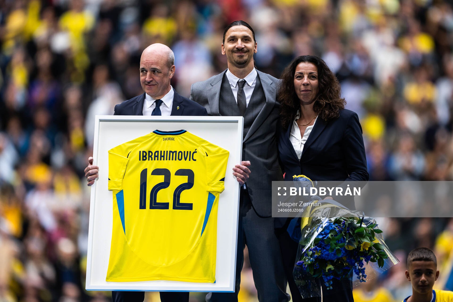 Zlatan Ibrahimovic with Fredrik Reinfeldt, president and
