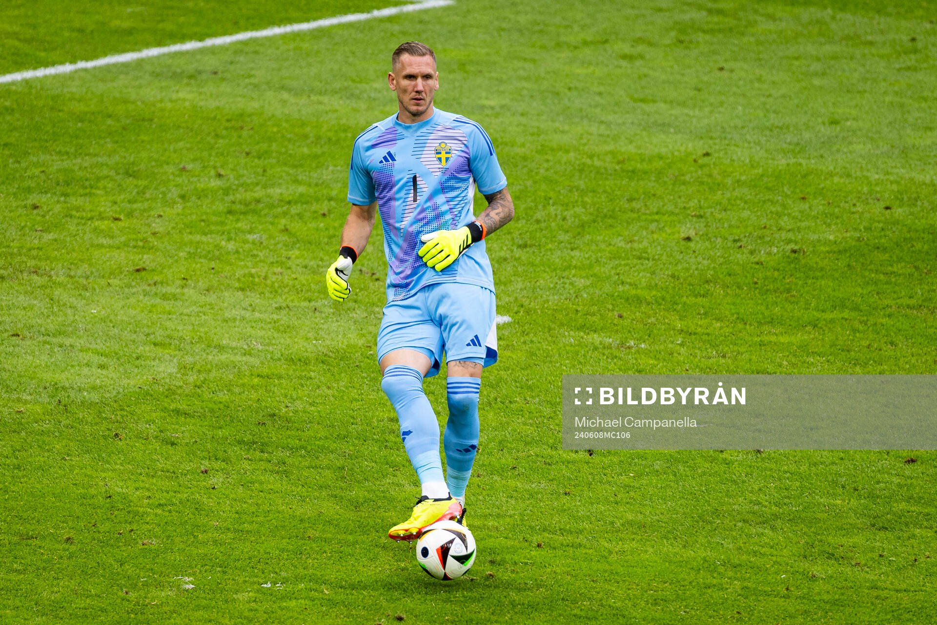 Goalkeeper Robin Olsen of Sweden