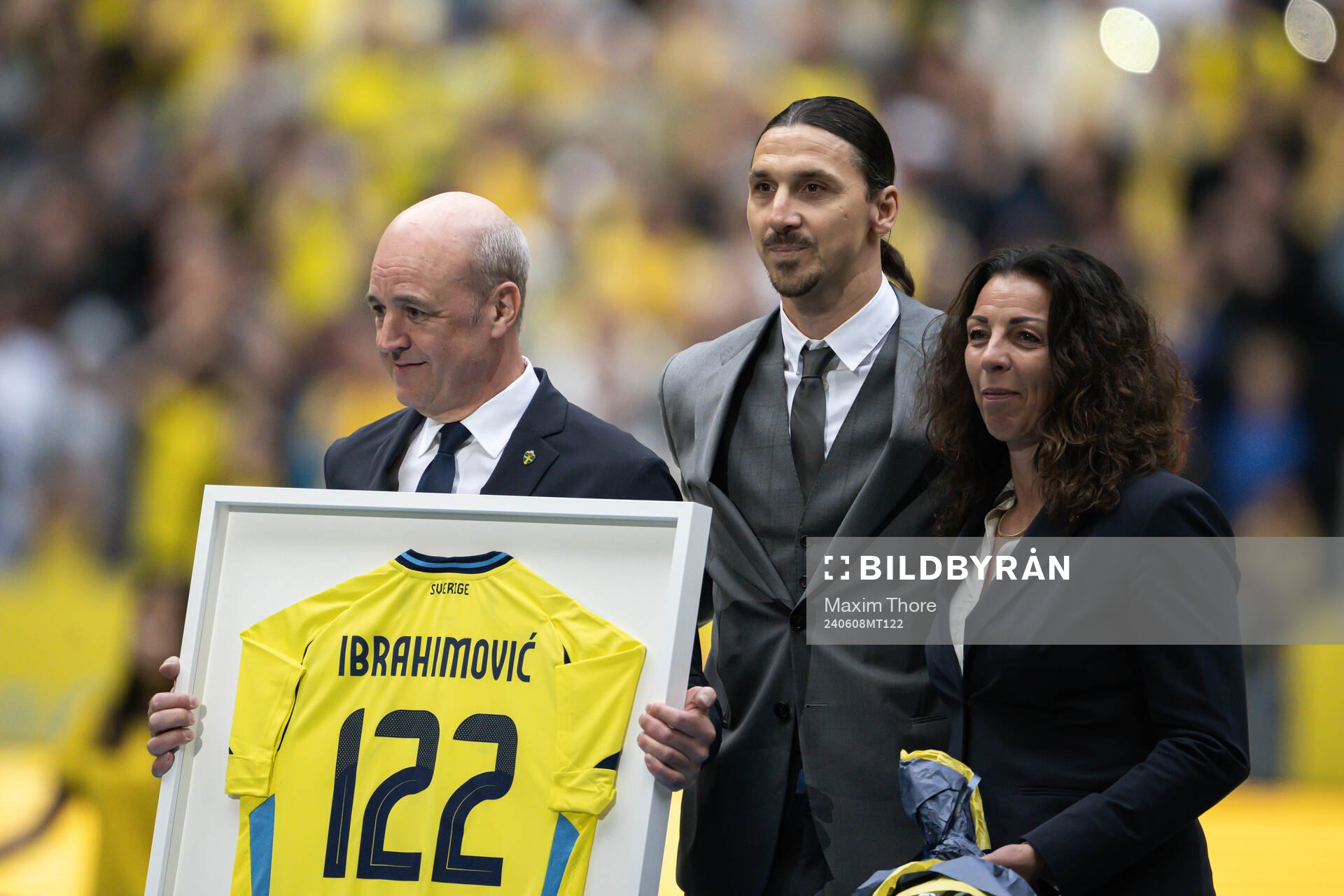 Zlatan Ibrahimovic with Fredrik Reinfeldt, president and