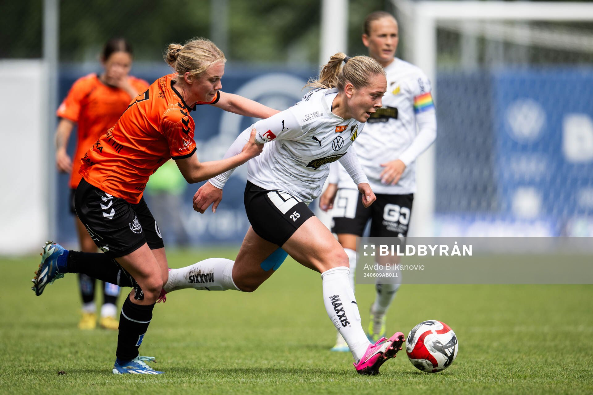 Kristianstads Katla Tryggvadottir och Häckens Alice