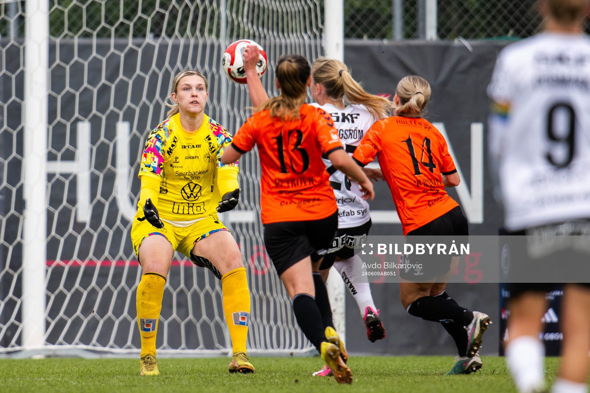 Kristianstads målvakt Moa Olsson och Häckens Alice