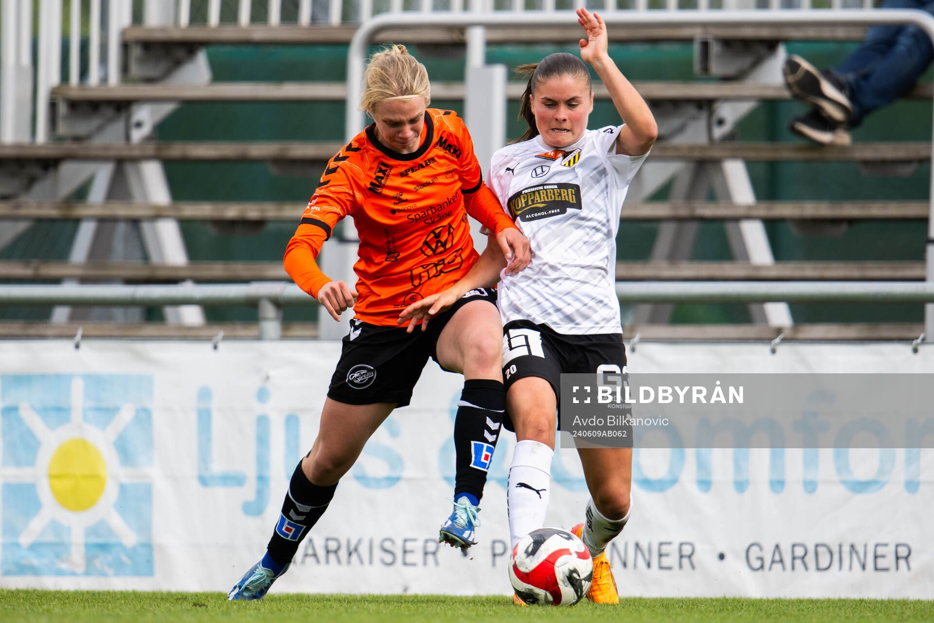 Kristianstads Katla Tryggvadottir och Häckens Hanna Wijk