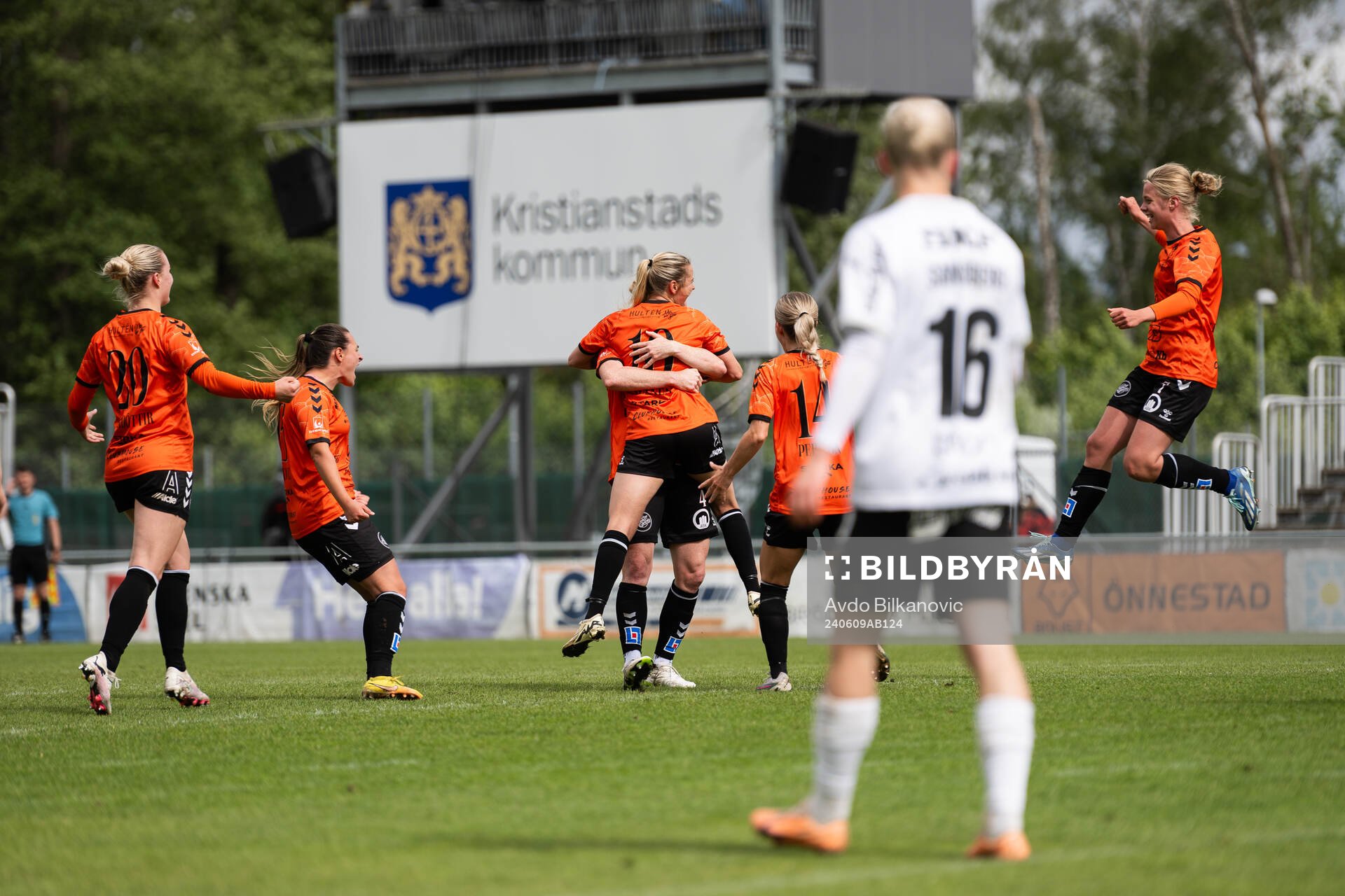 Kristianstads Emmi Alanen och Clare Elizabeth Polkinghorne