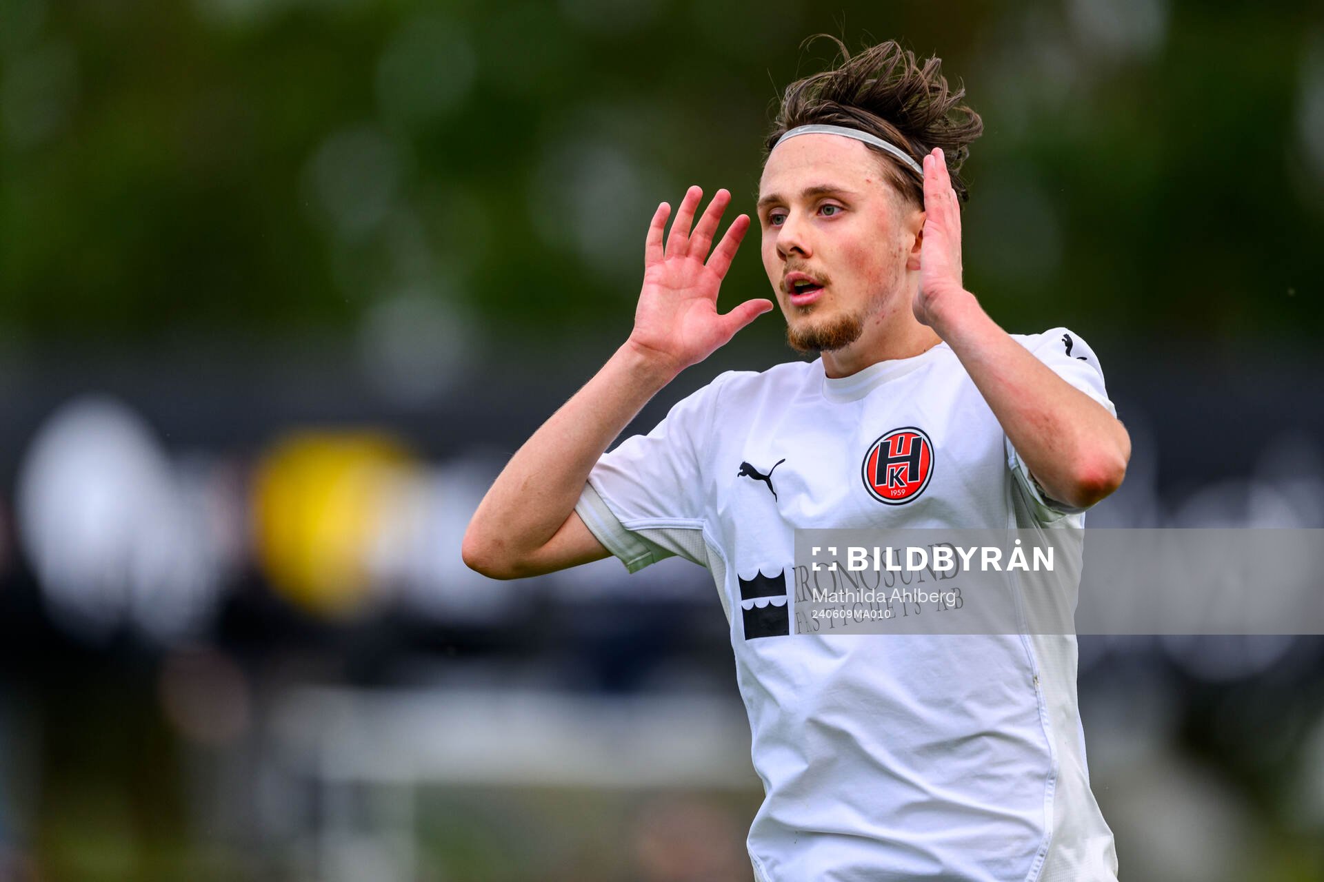 Hittarp IKs Isac Josefsson deppar