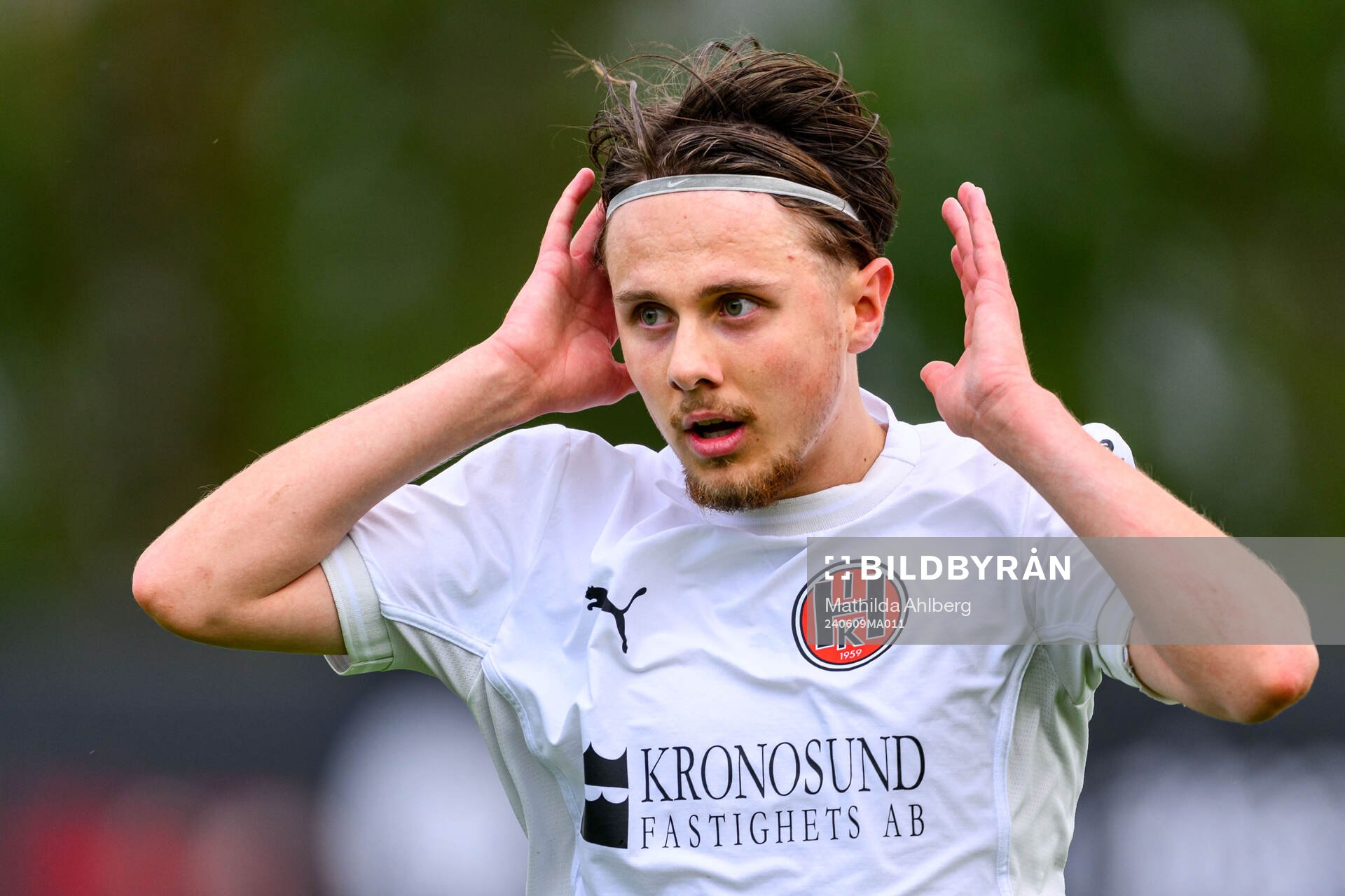 Hittarp IKs Isac Josefsson deppar