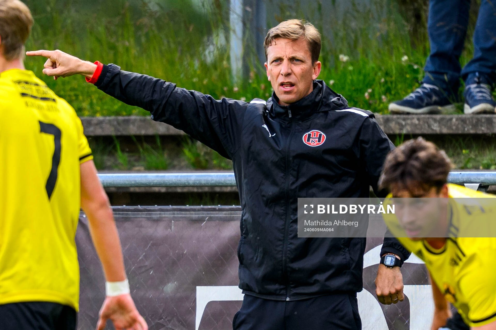 Hittarp IKs tränare Erik Edman under fotbollsmatchen i Division 2 Västra Götaland mellan Hittarp och Astrio den 9 juni 2024 i Hittarp.