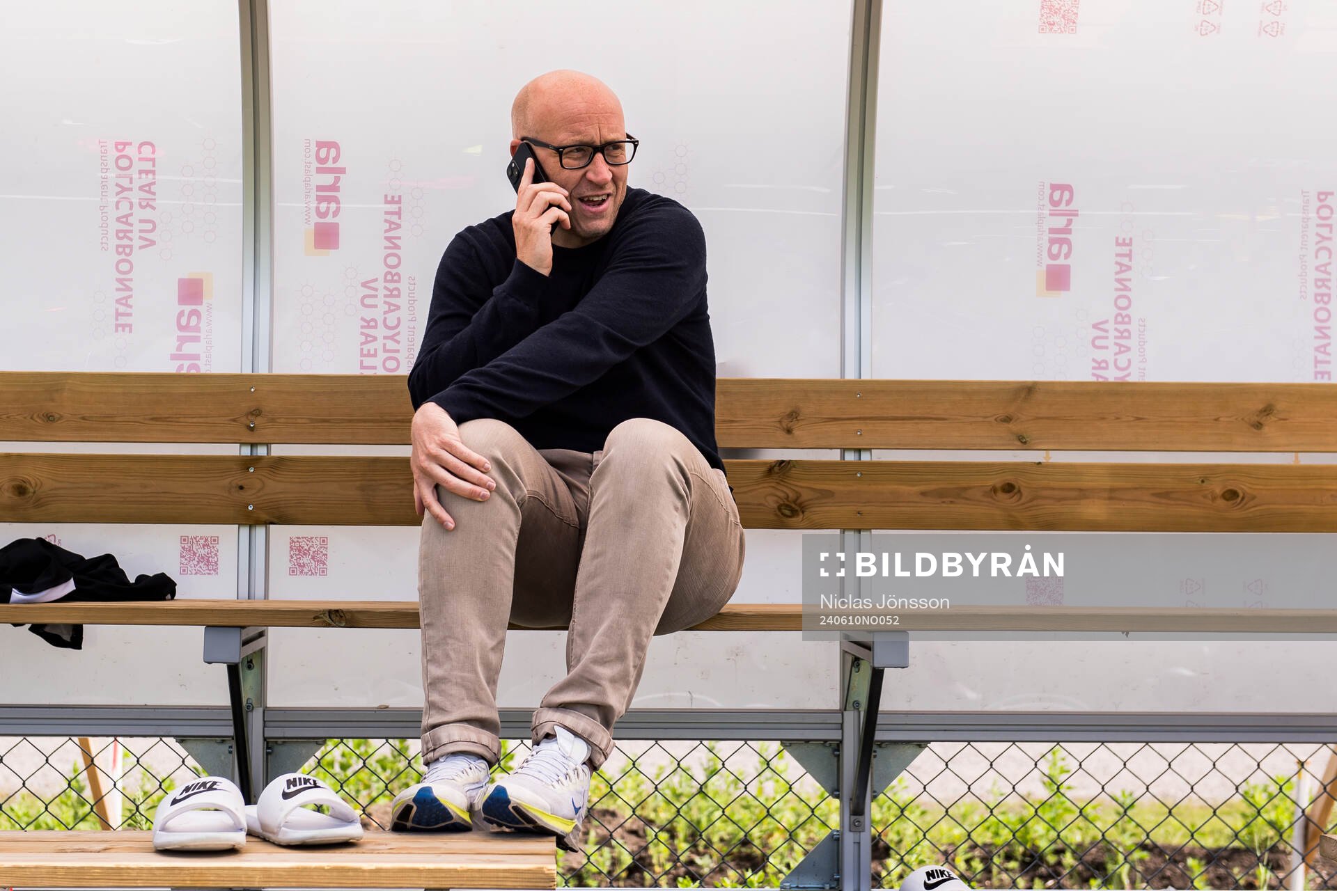 manager Billy Magnusson under en träning med Landskrona den 10 juni 2024 i Landskrona. 