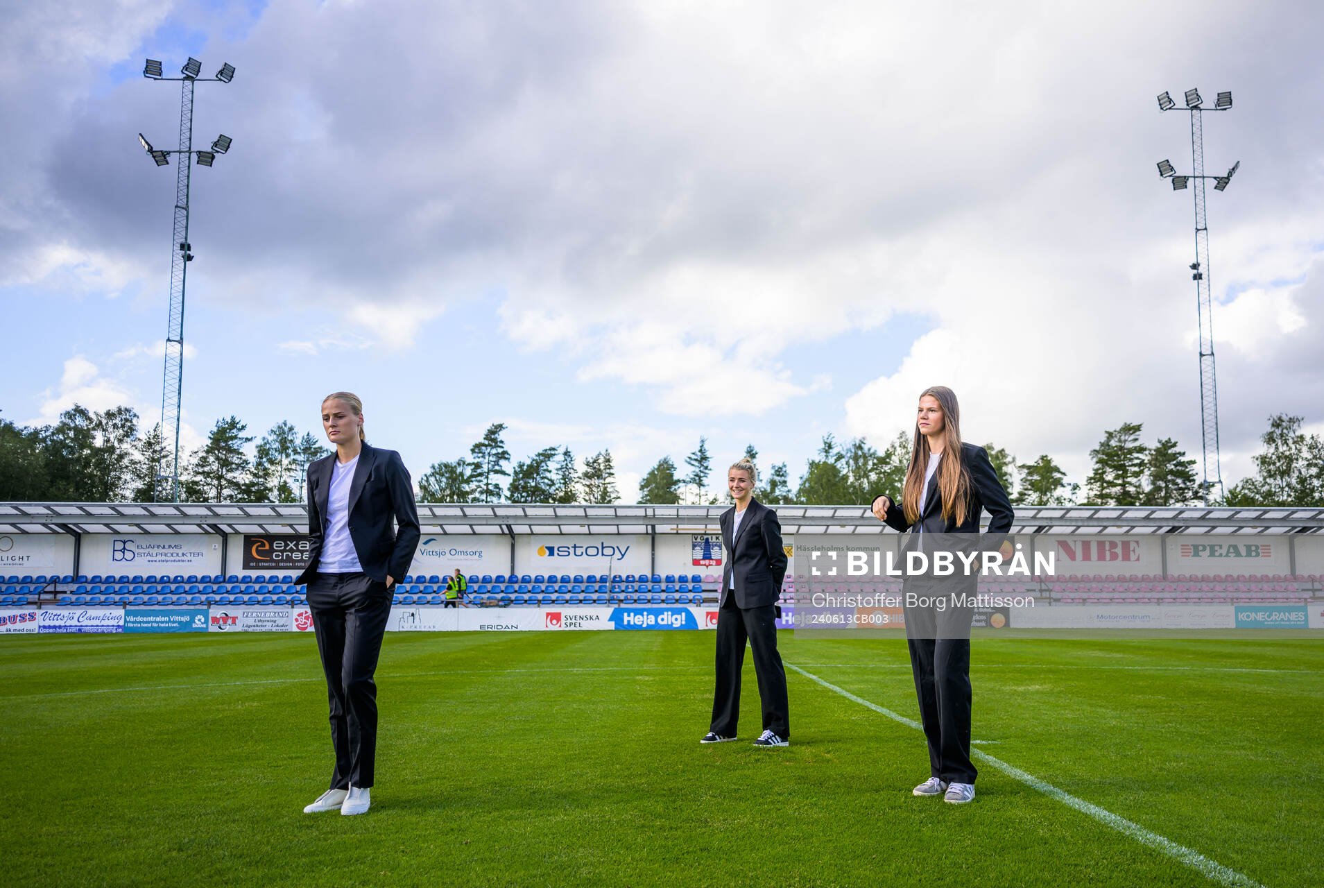 Hammarbys Lykke Ihrfelt och och Hammarbys Bella Andersson