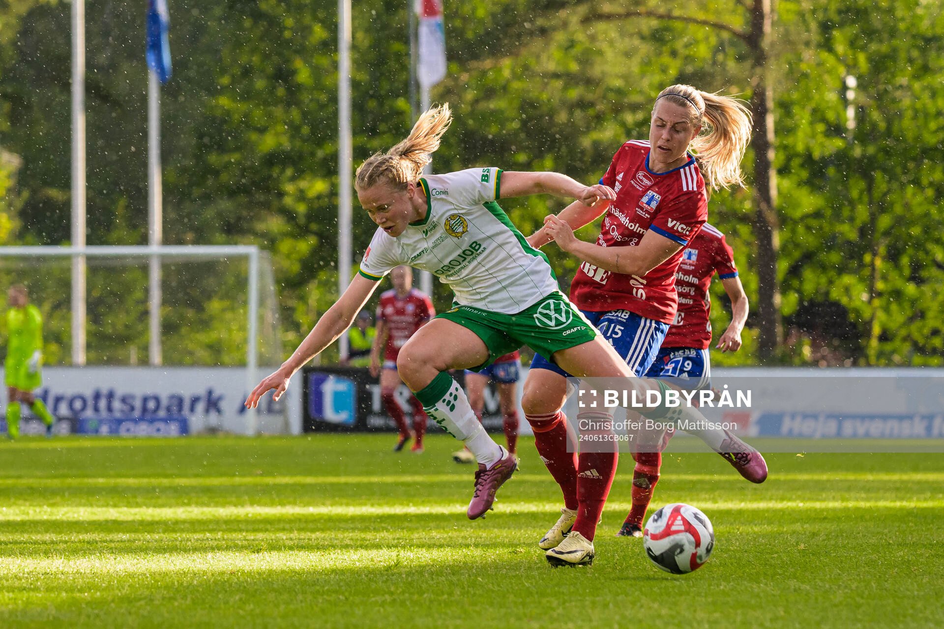 Hammarbys Julie Blakstad och Vittsjös Nellie Persson