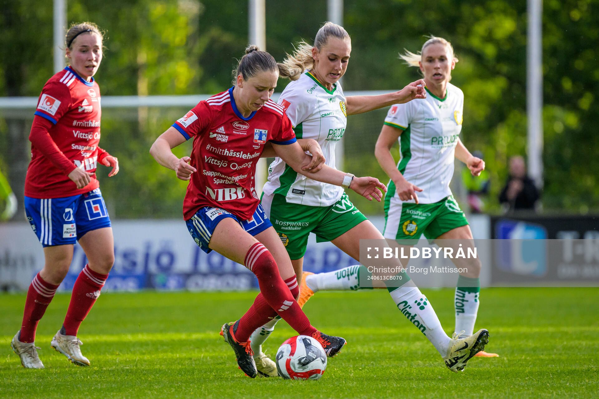 Vittsjös Tanya Boychuk och Hammarbys Ellen Wangerheim