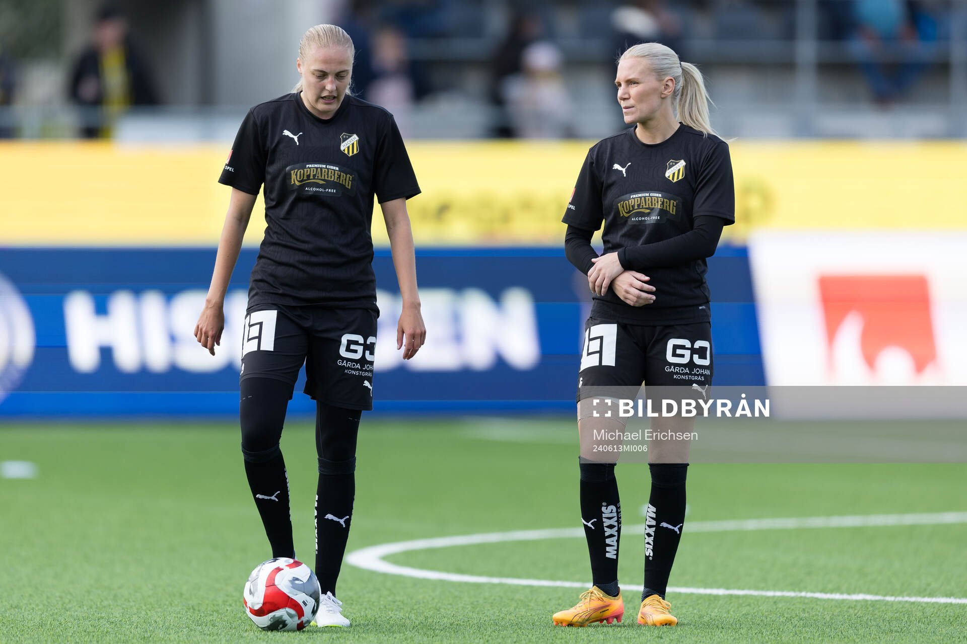 Häckens Elma Junttila Nelhage och Josefine Rybrink