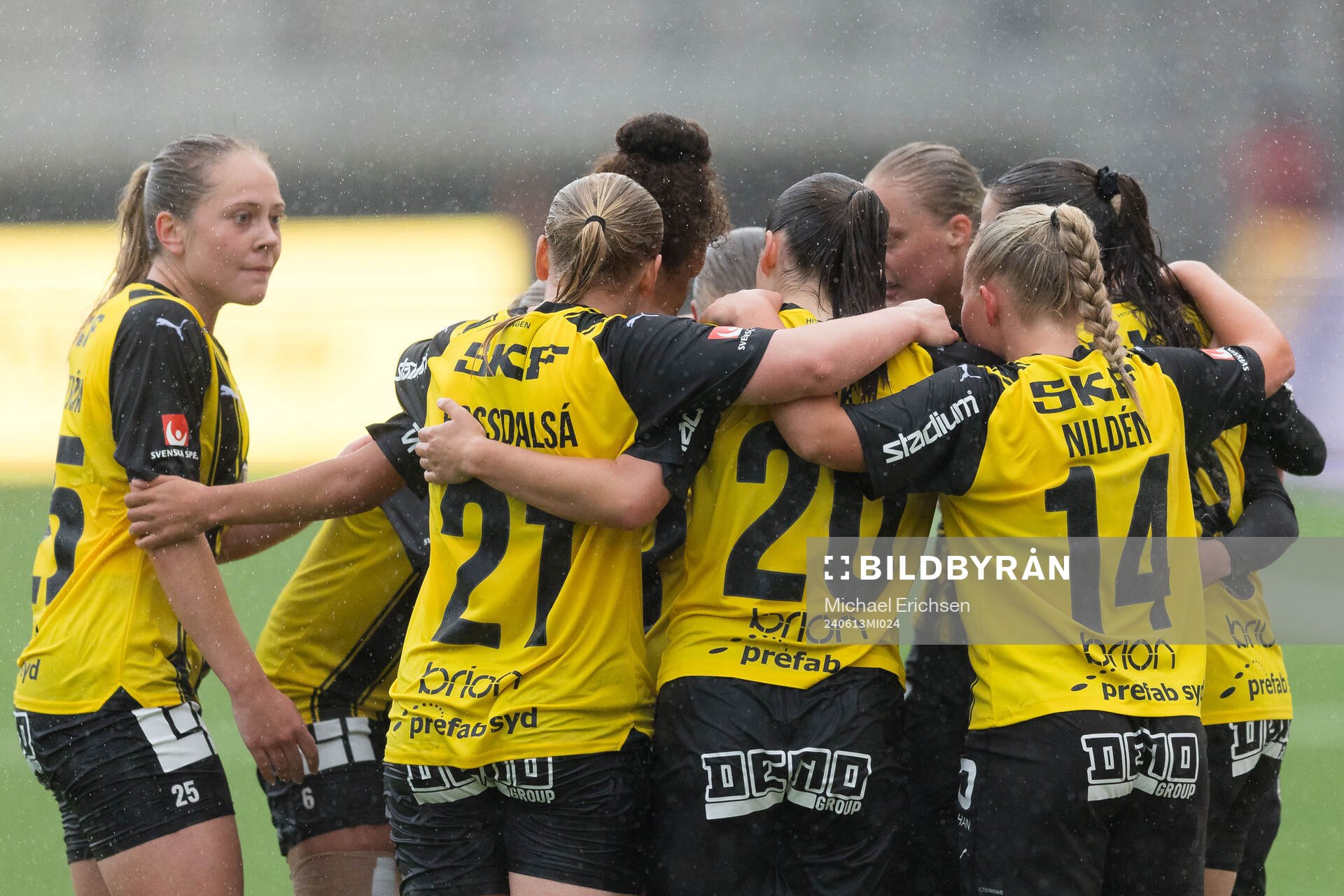 Häckens Anna Sandberg jublar