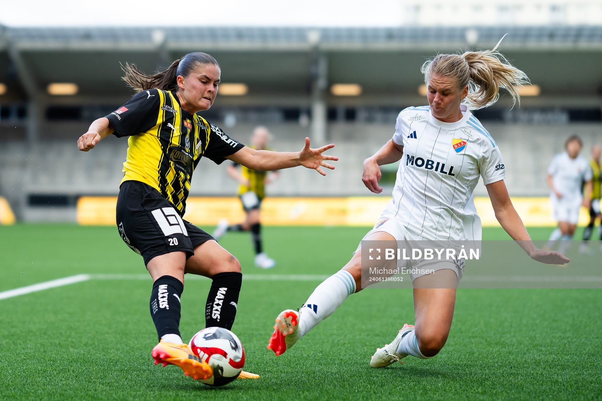 Häckens Hanna Wijk och Djurgårdens Ebba Hed