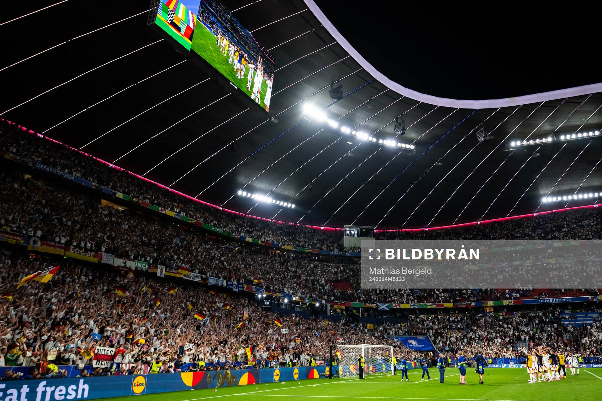 Players of Germany celebrate