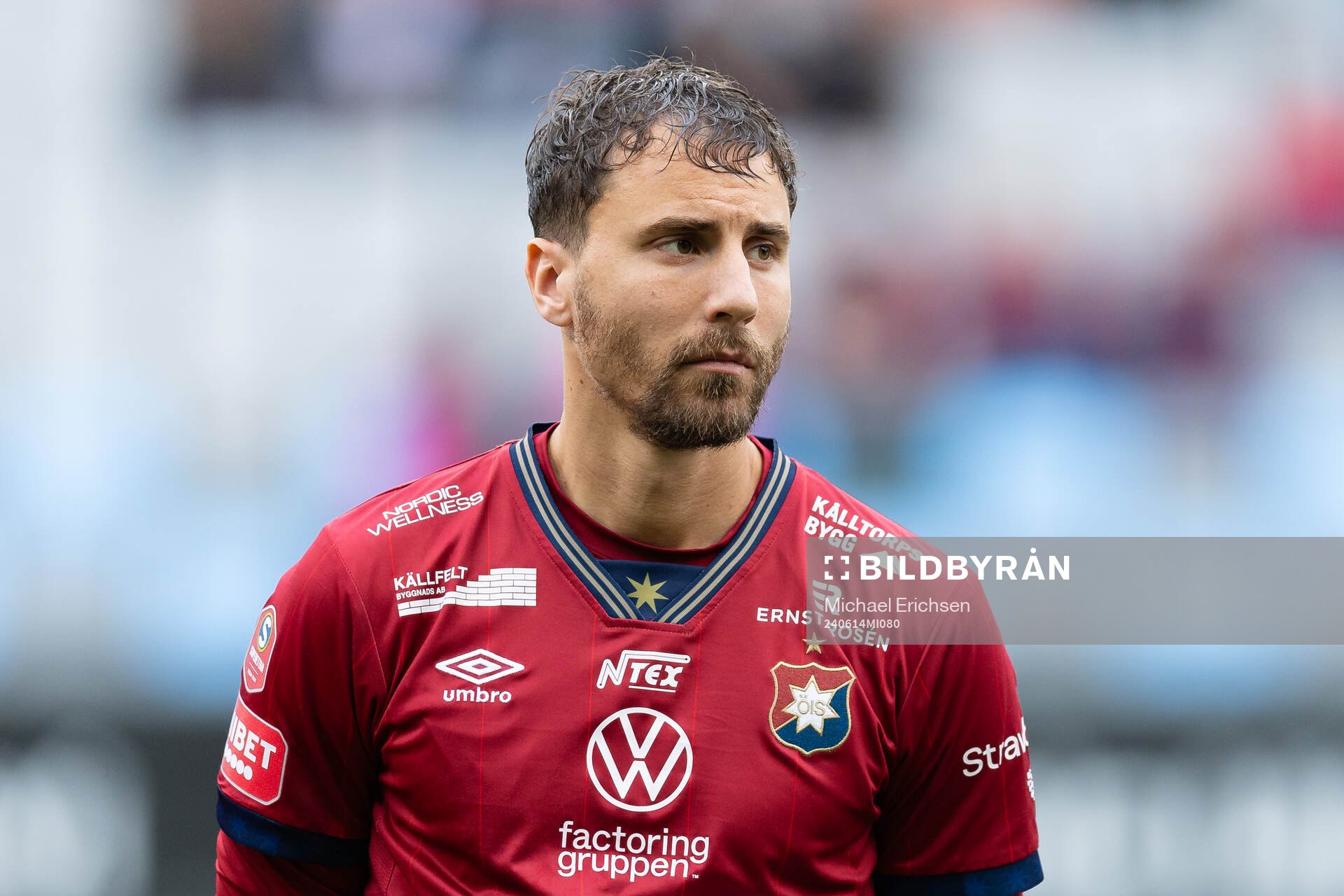 Örgrytes Jonathan Azulay innan fotbollsmatchen i