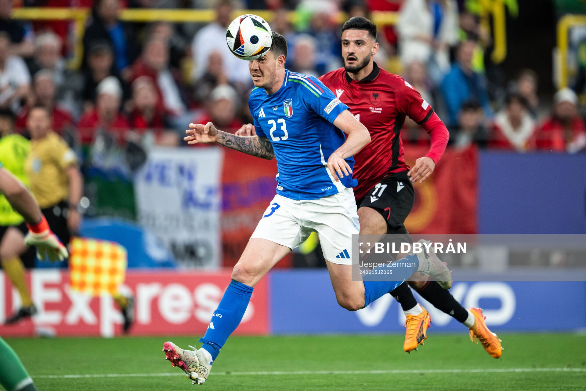 Alessandro Bastoni of Italy and Armando Broja of Albania