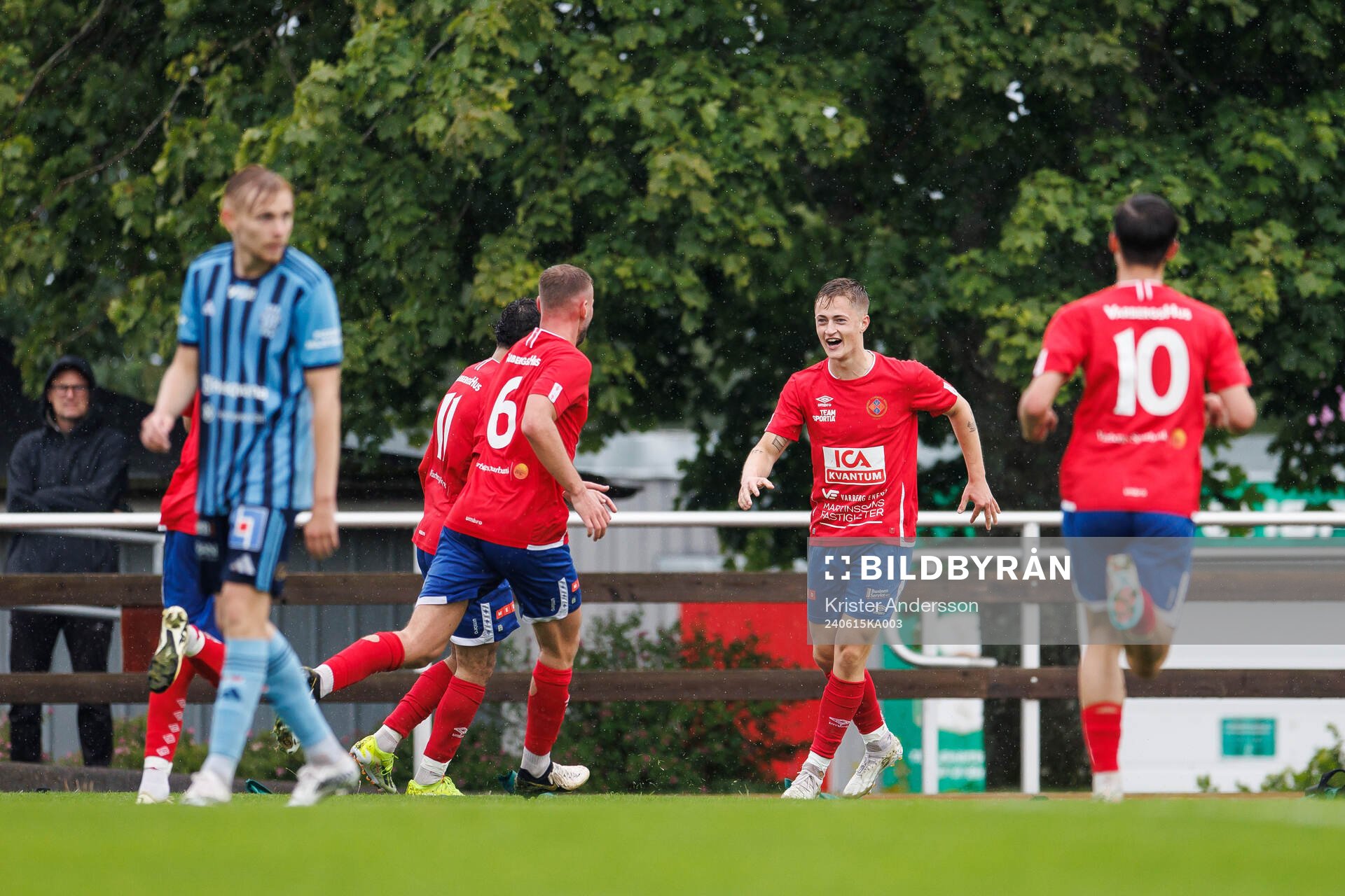 Varbergs Malte Nydén jublar