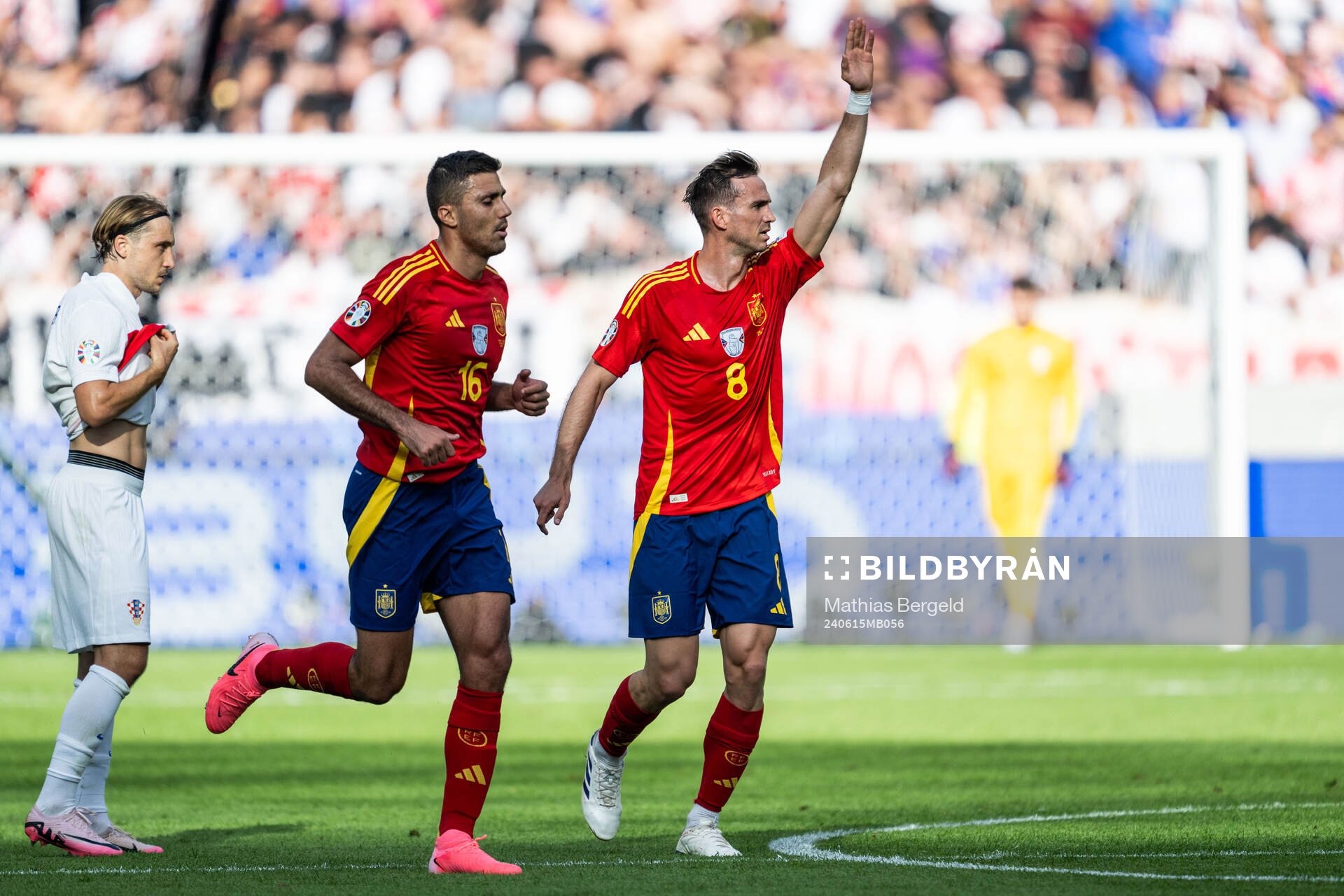 Fabian Ruiz Pena of Spain celebrates