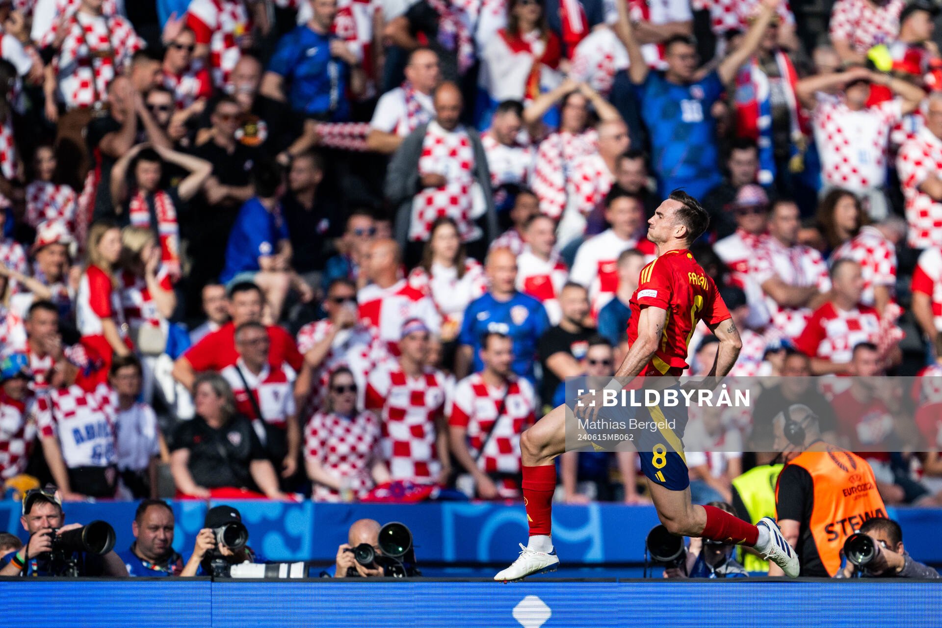 Fabian Ruiz Pena of Spain celebrates