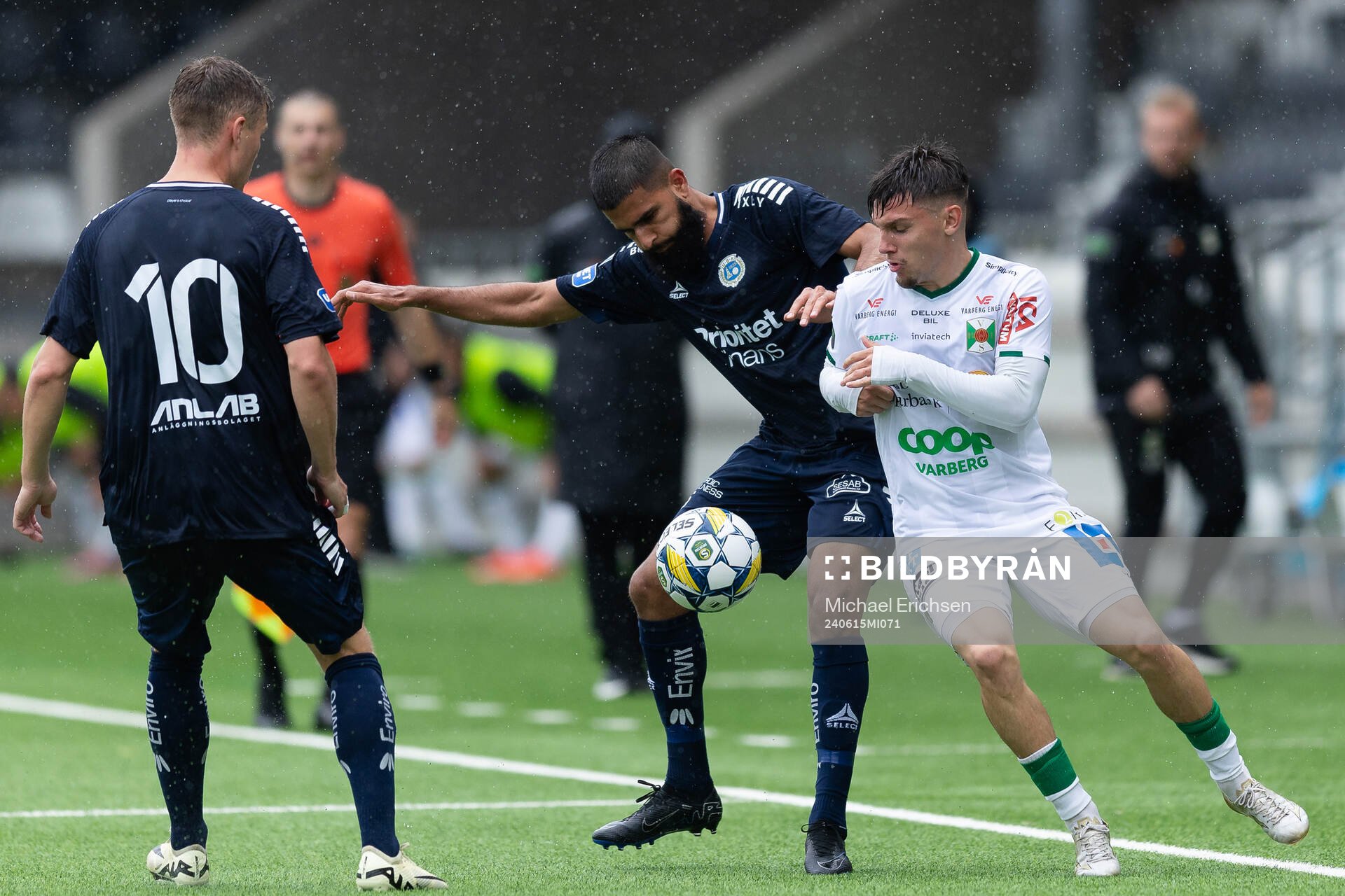 Utsiktens Suleman Zurmati och Varbergs Isak Bjerkebo