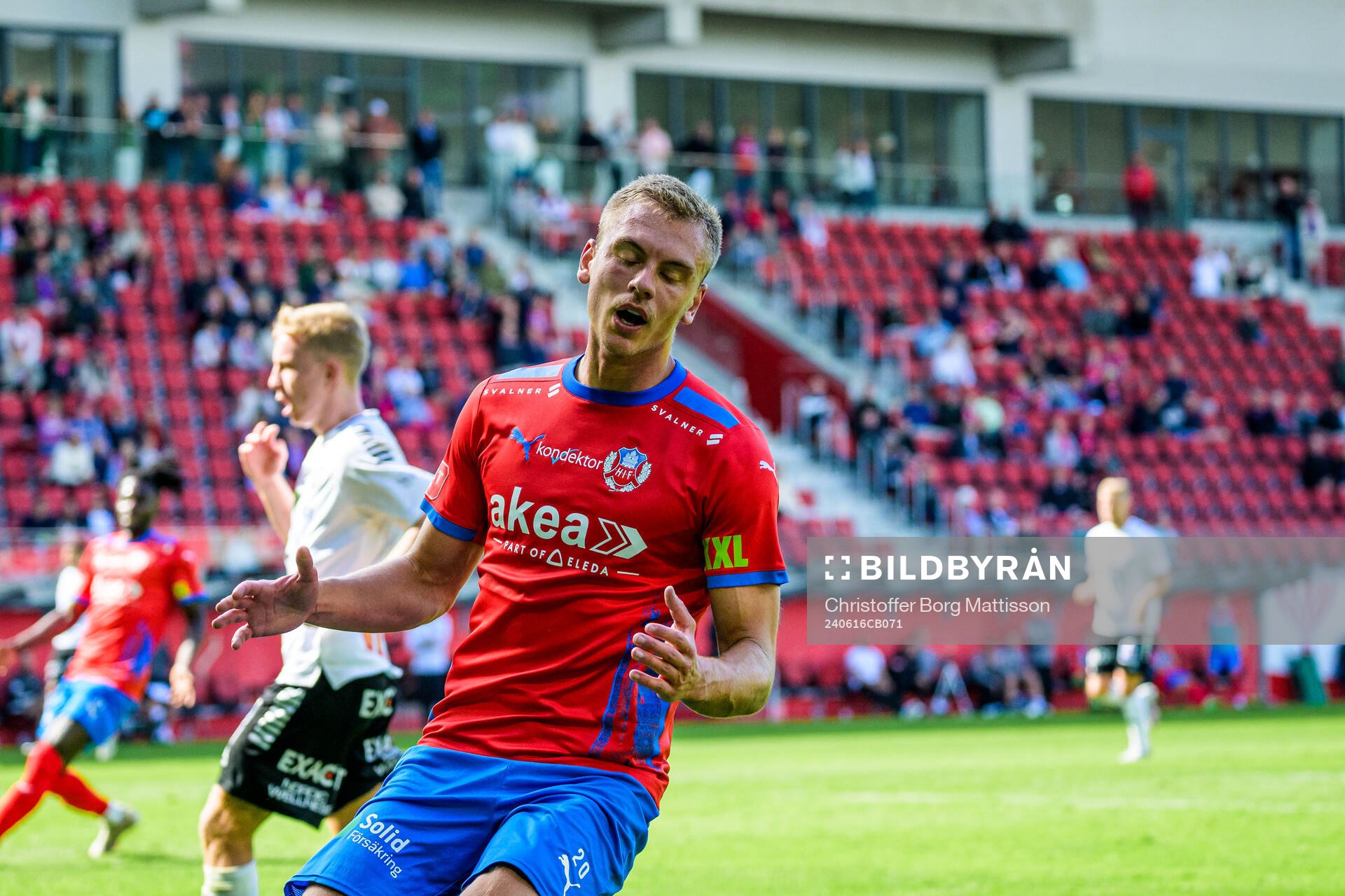 Helsingborgs Dennis Olsson deppar