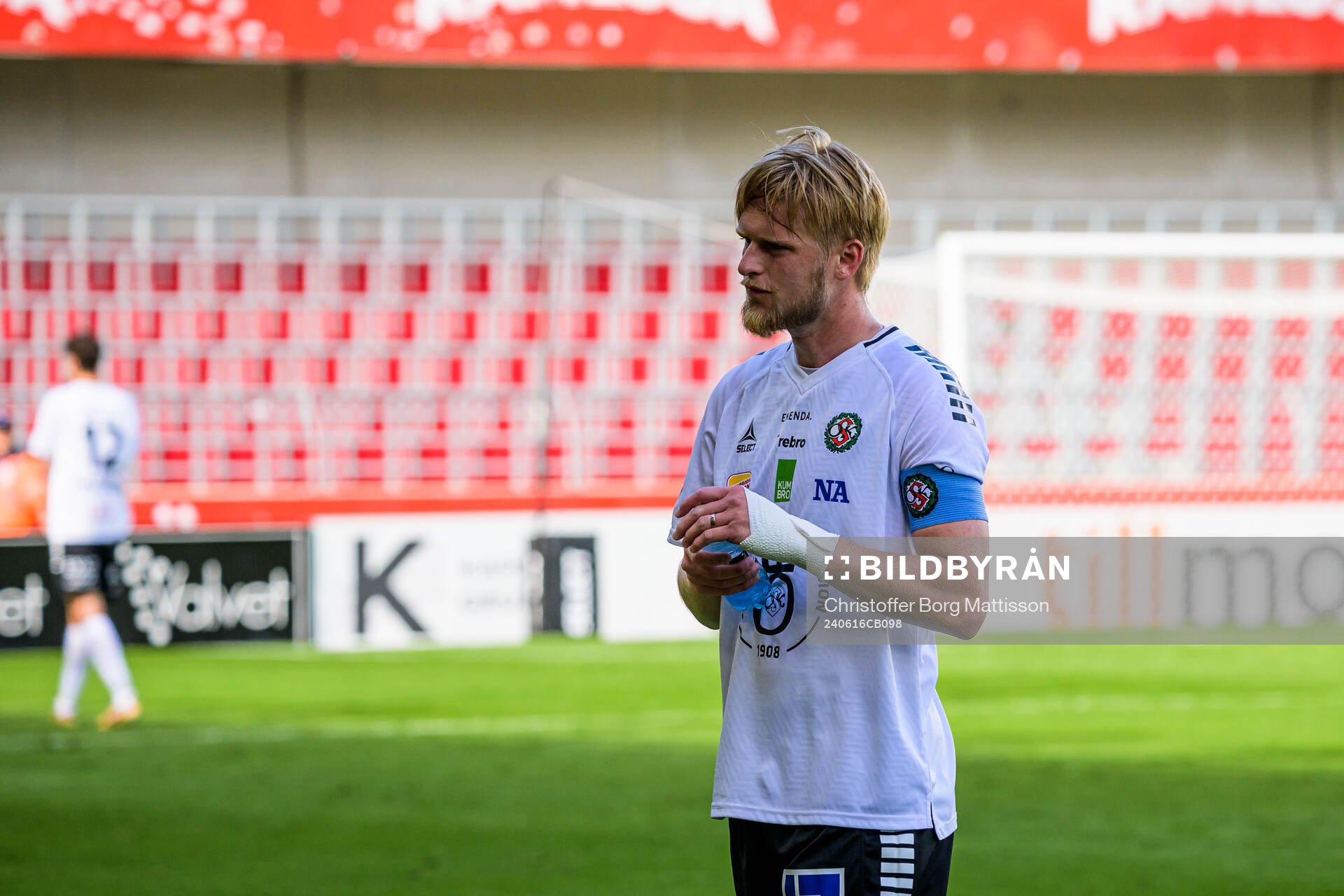 Örebros Karl Holmberg deppar
