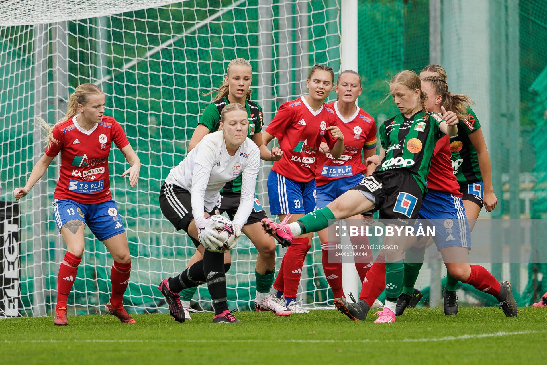 Hörnaunder fotbollsmatchen i Division 2 Västra Götaland