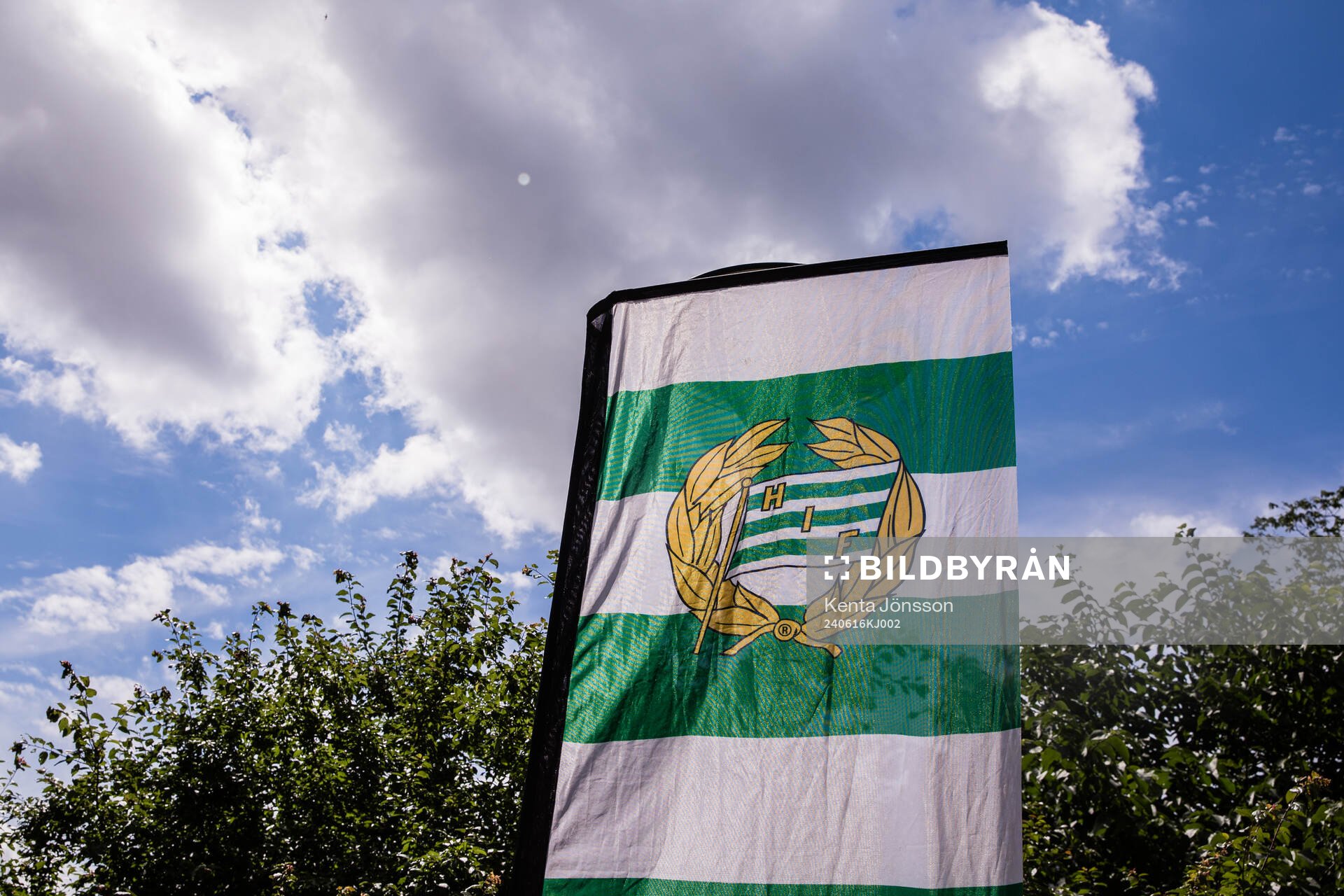 En vepa med Hammarbys logotyp