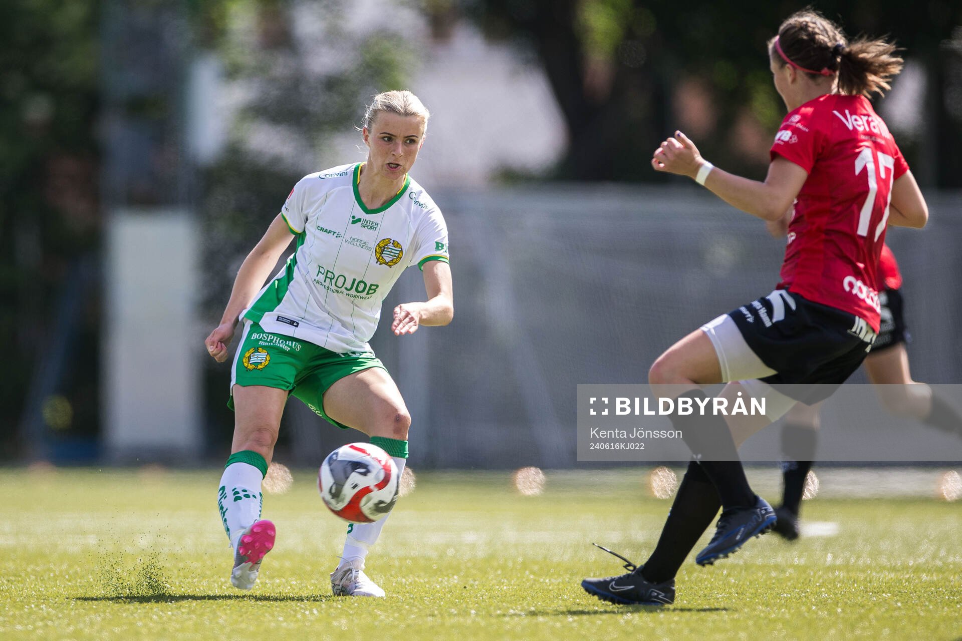 Hammarbys Thea Sørbo och Trelleborgs Erica Persson Welin