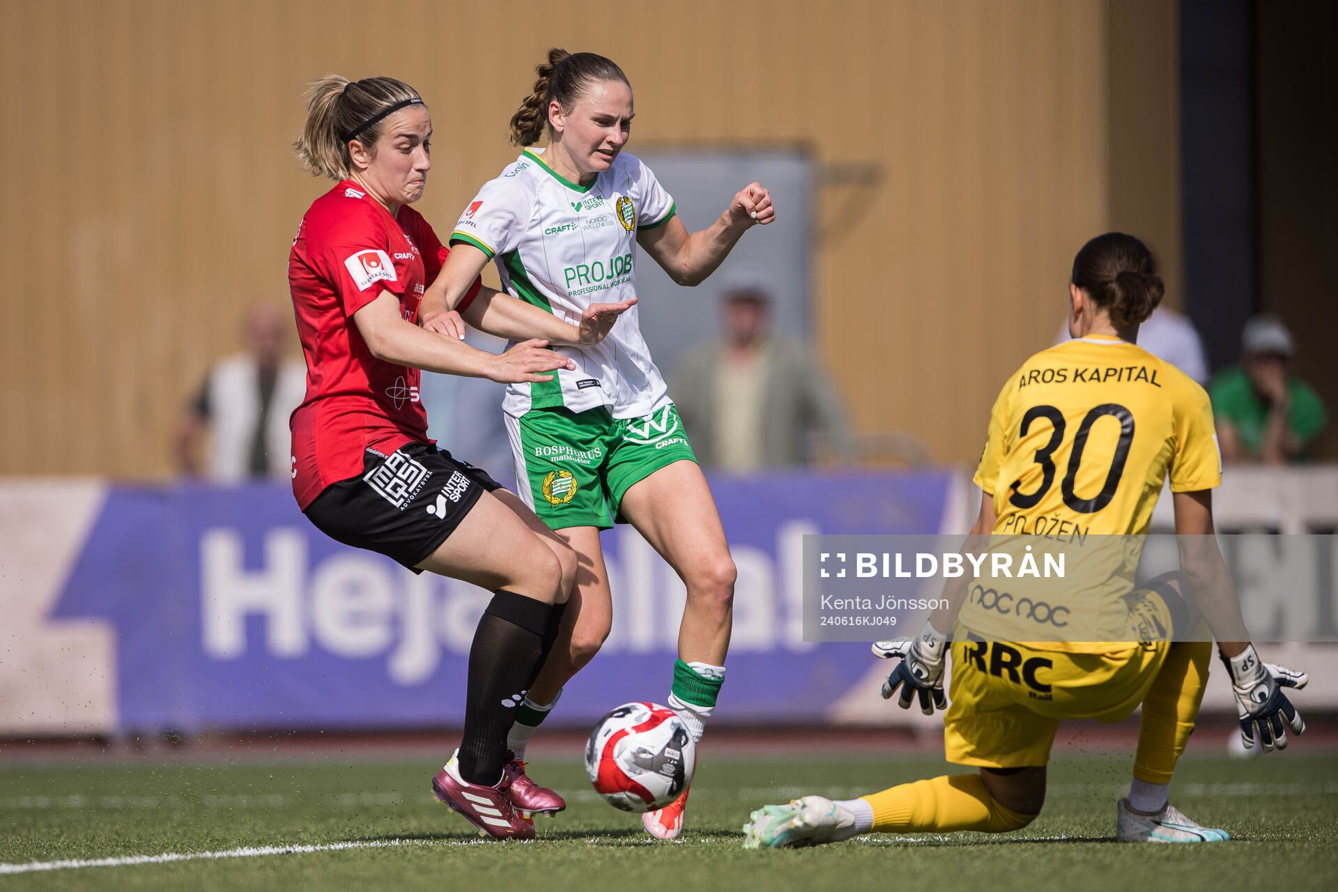 Hammarbys Vilde Hasund mot Trelleborgs Edina Filekovic och