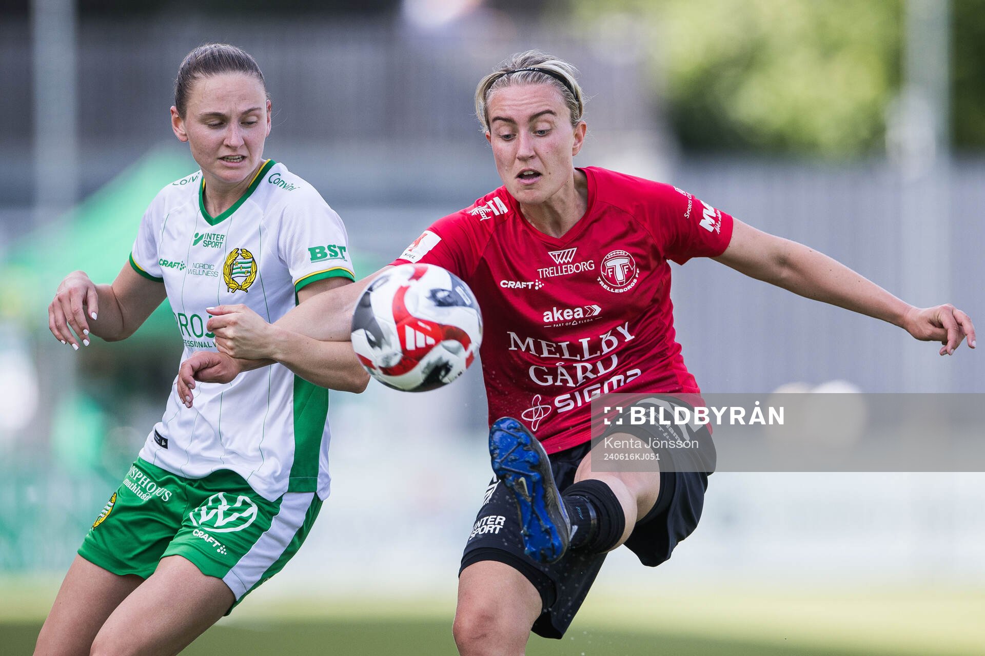 Hammarbys Vilde Hasund och Trelleborgs Viktoria Persson