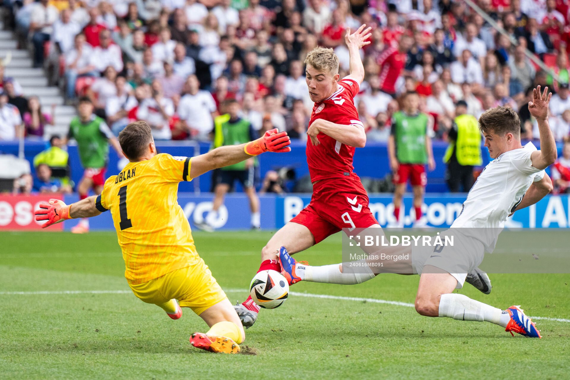 Goalkeeper Jan Oblak and Jaka Bijol of Slovenia against