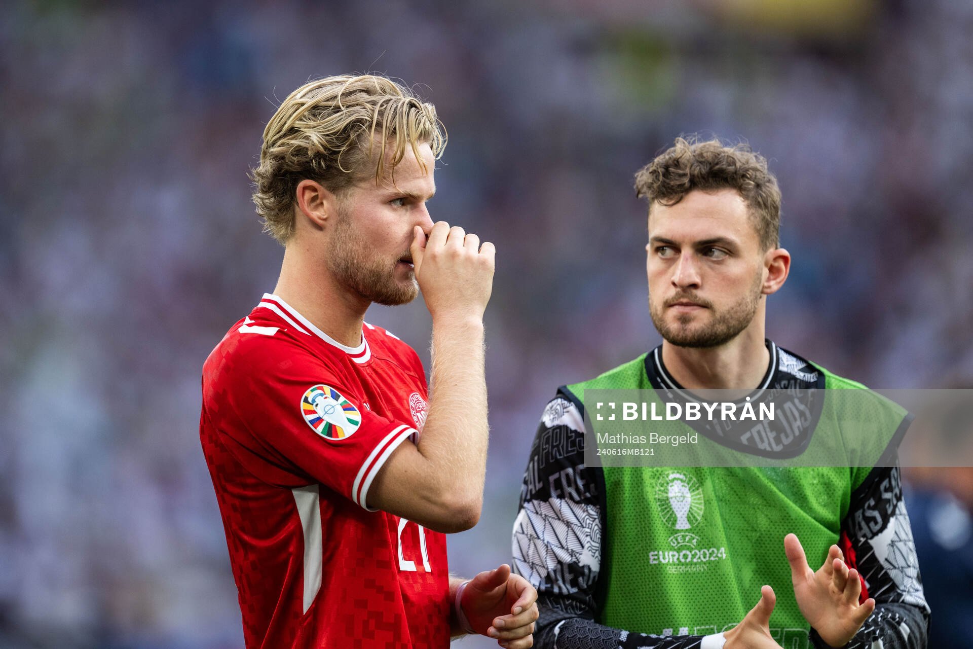 Morten Hjulmand of Denmark looks dejected