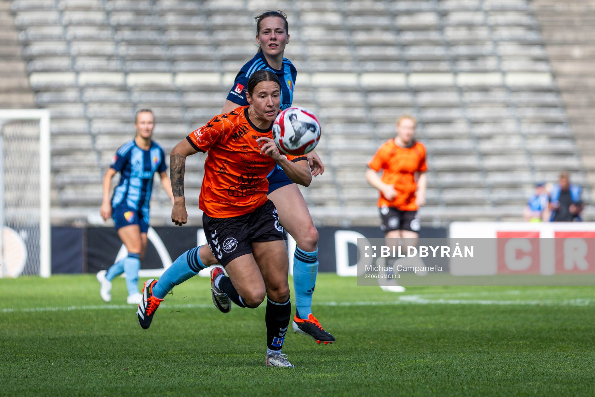 Kristianstads Tabitha Michelle Tindell och Djurgårdens Ina