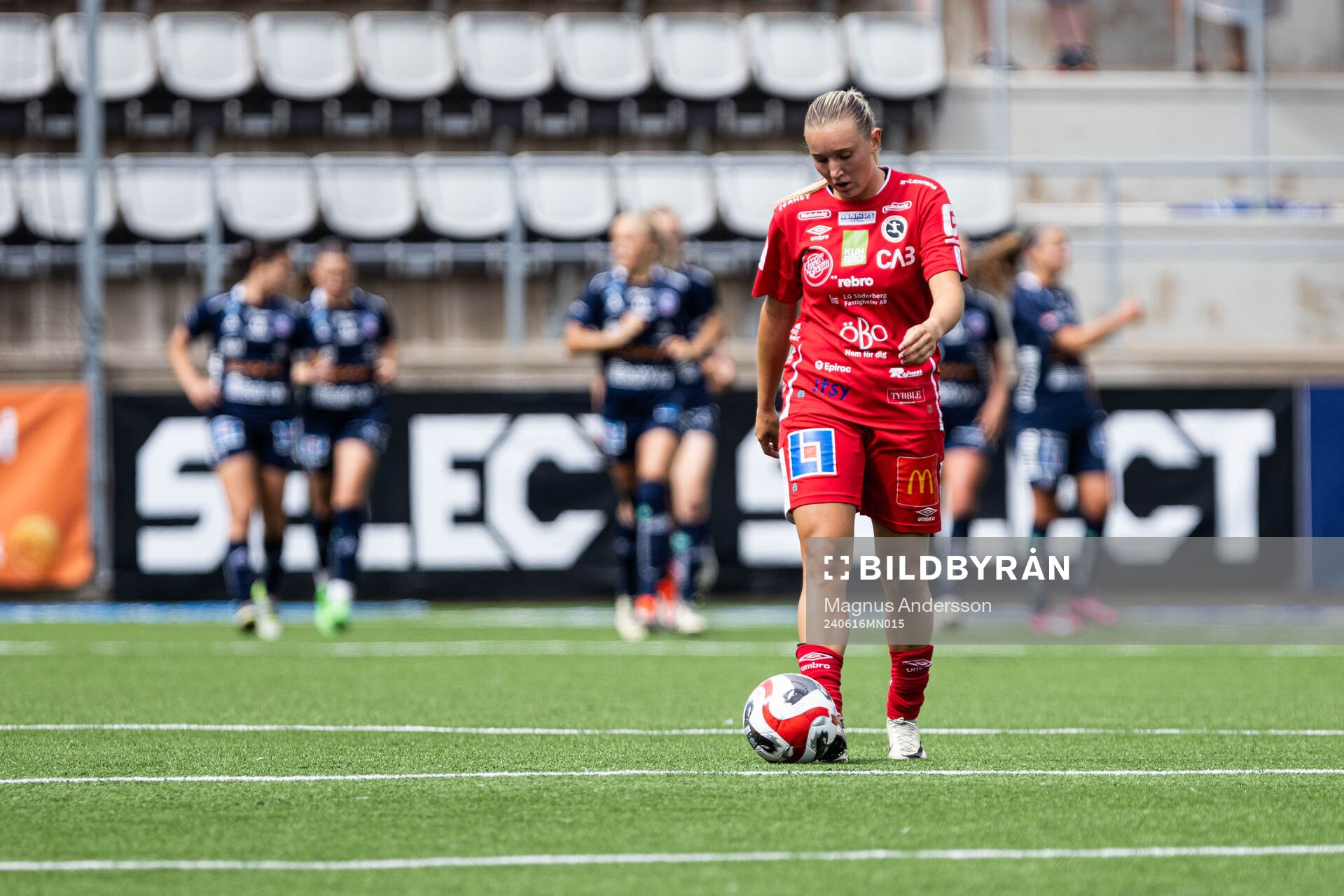 KIF Örebros Ronja Karlsson Törnborg deppar