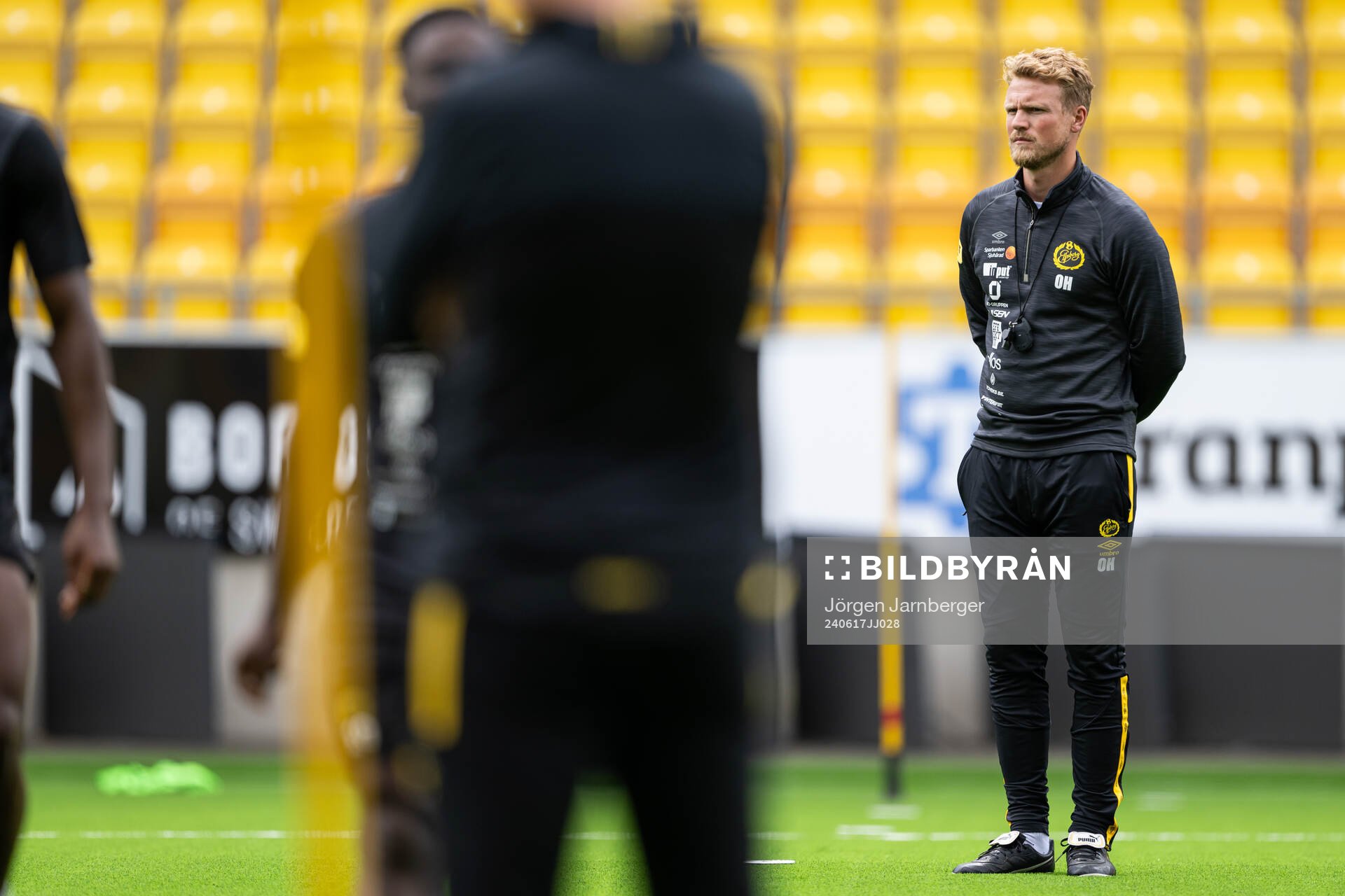 Elfsborgs manager Oscar Hiljemark under en träning med Elfsborg den 17 juni 2024 i Borås. 