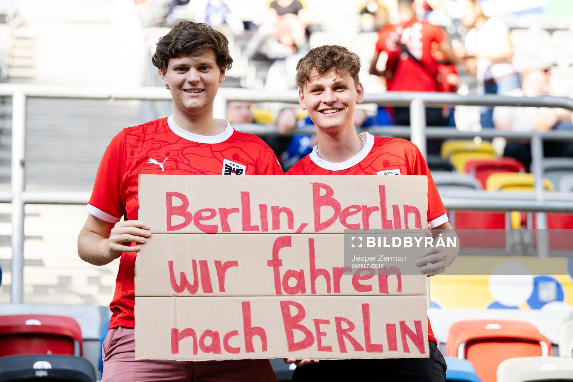 Fans of Austria