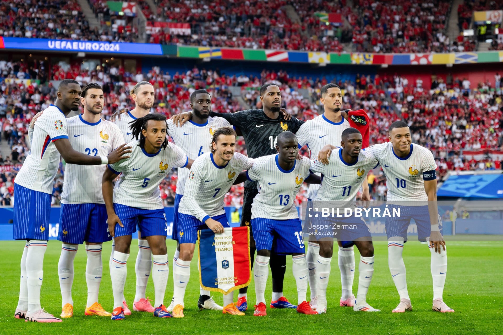 The starting eleven of France pose for a team photo