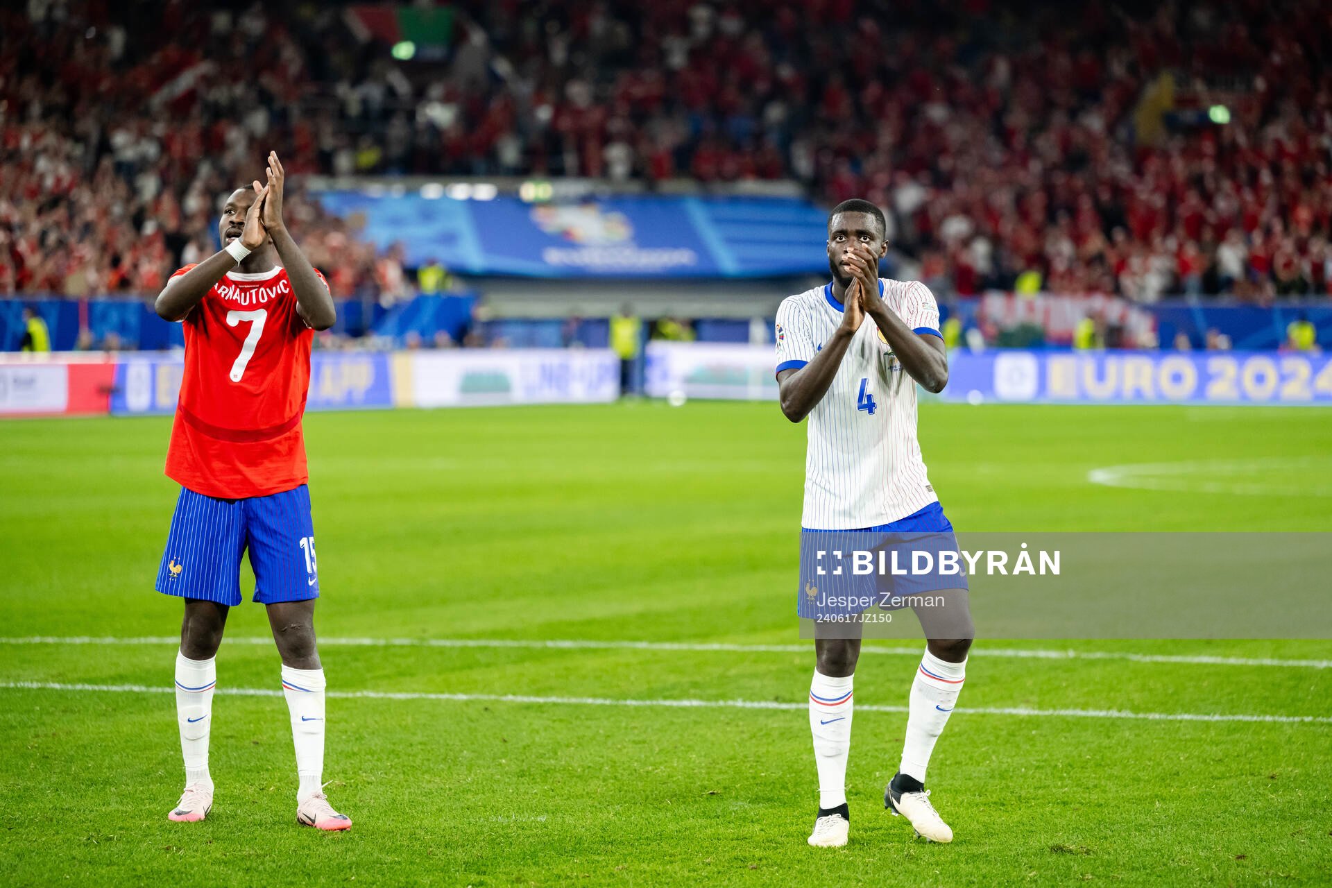 Marcus Thuram and Dayot Upamecano of France celebrate