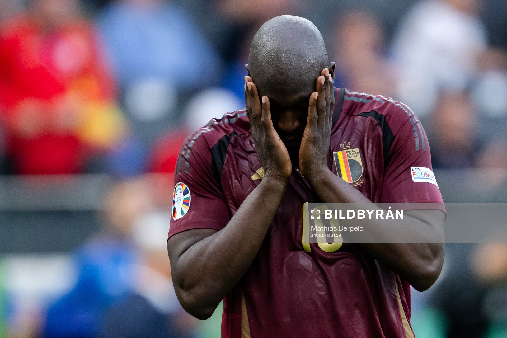 Romelu Lukaku of Belgium looks dejected
