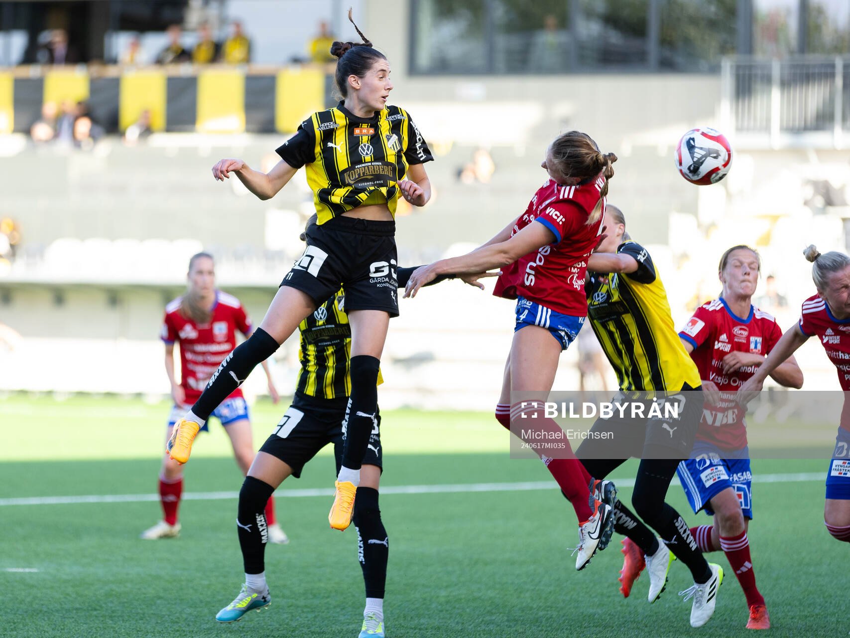 Häckens Clarissa Larisey