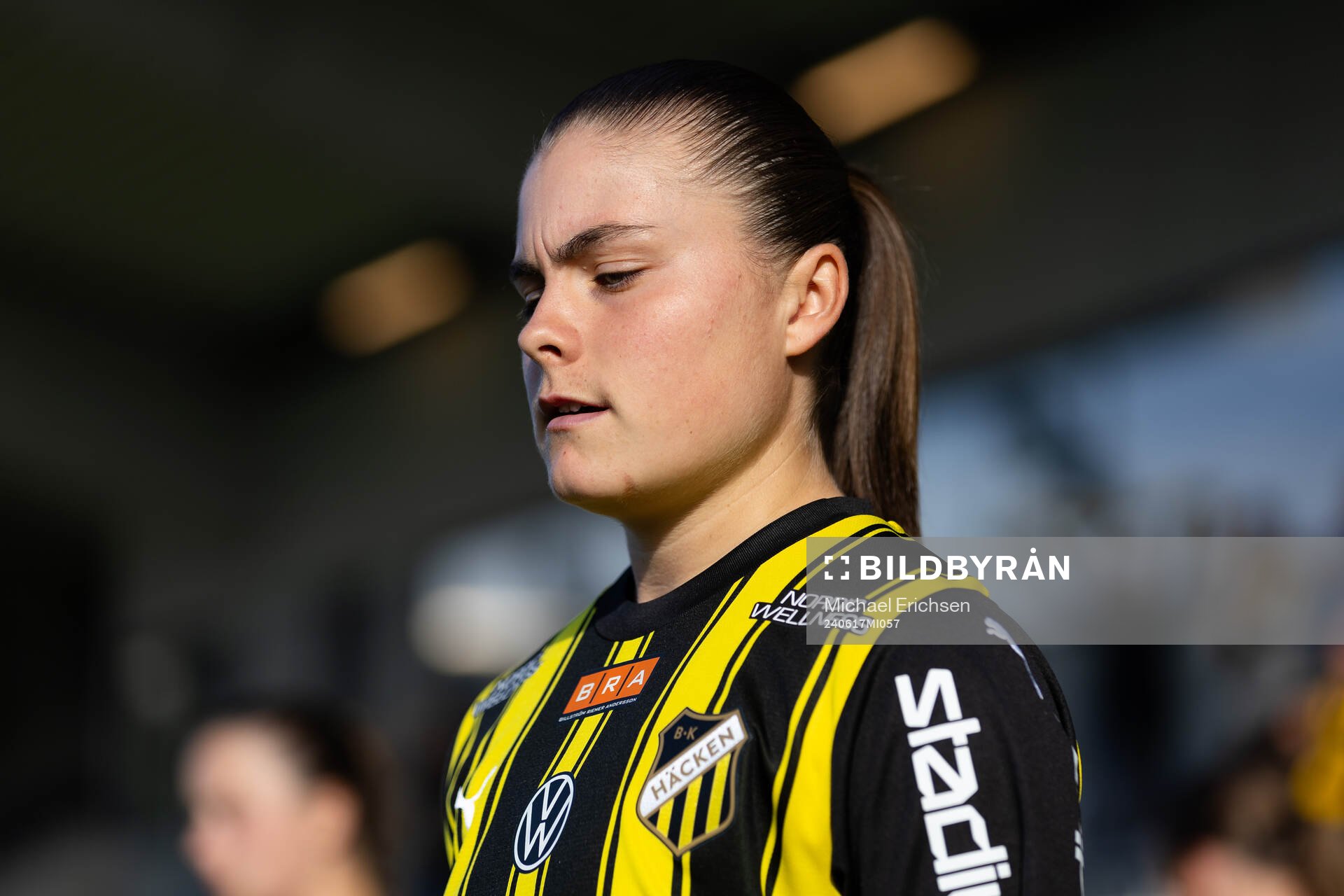 Häckens Hanna Wijk innan fotbollsmatchen i Damallsvenskan