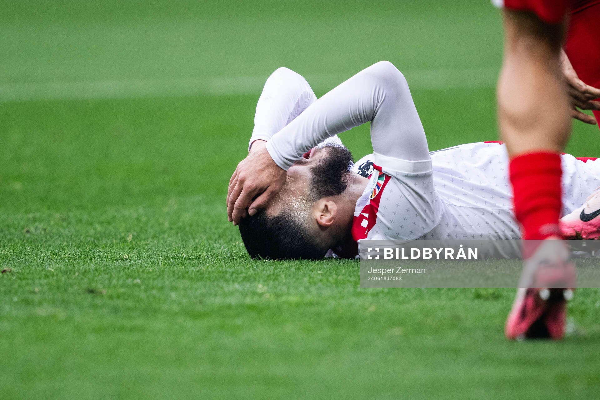Georges Mikautadze of Georgia looks dejected