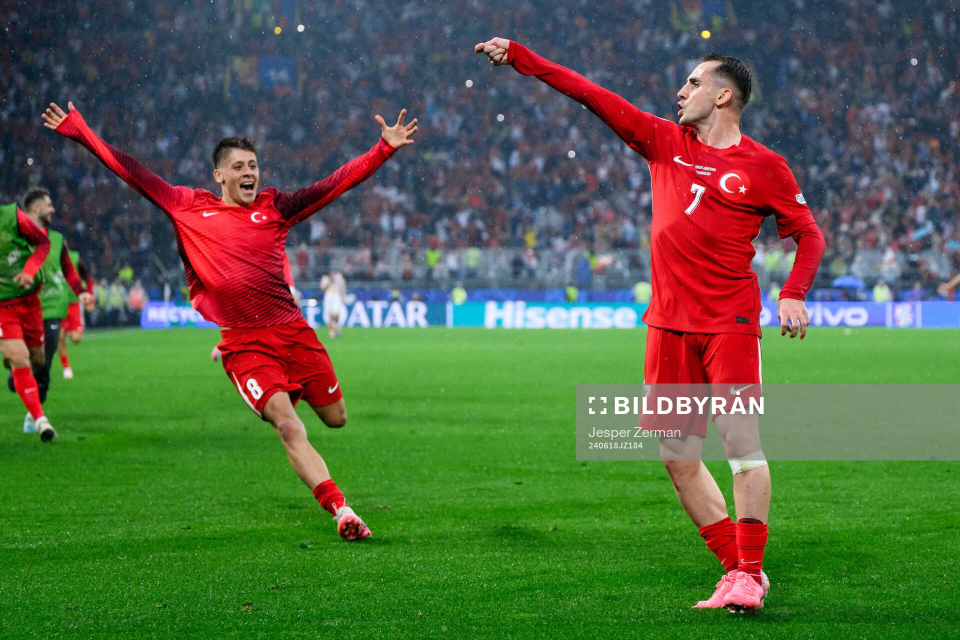 Kerem Akturkoglu of Türkiye celebrates