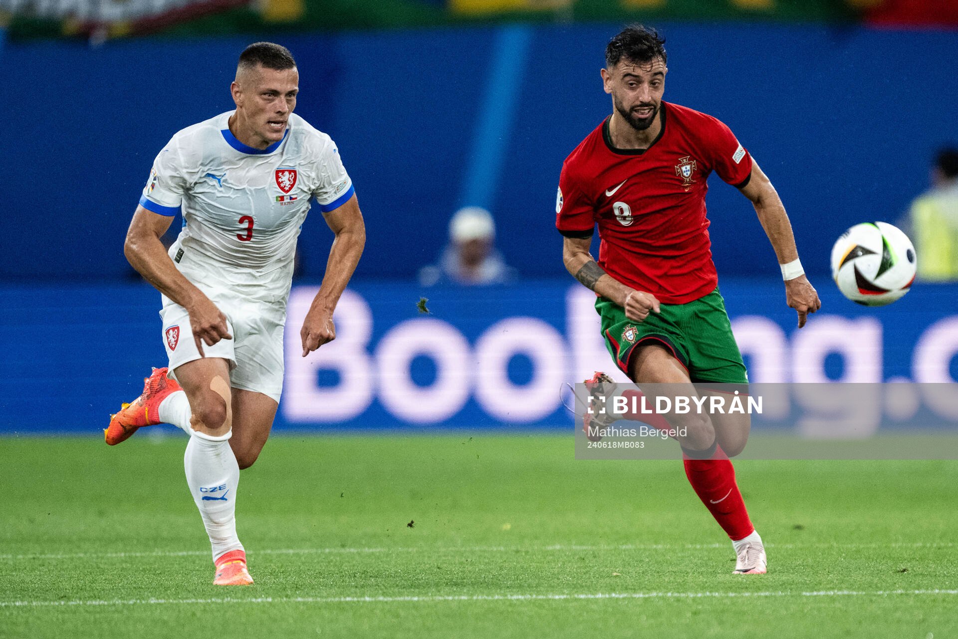 Tomas Holes of Czech Republic and Bruno Fernandes of