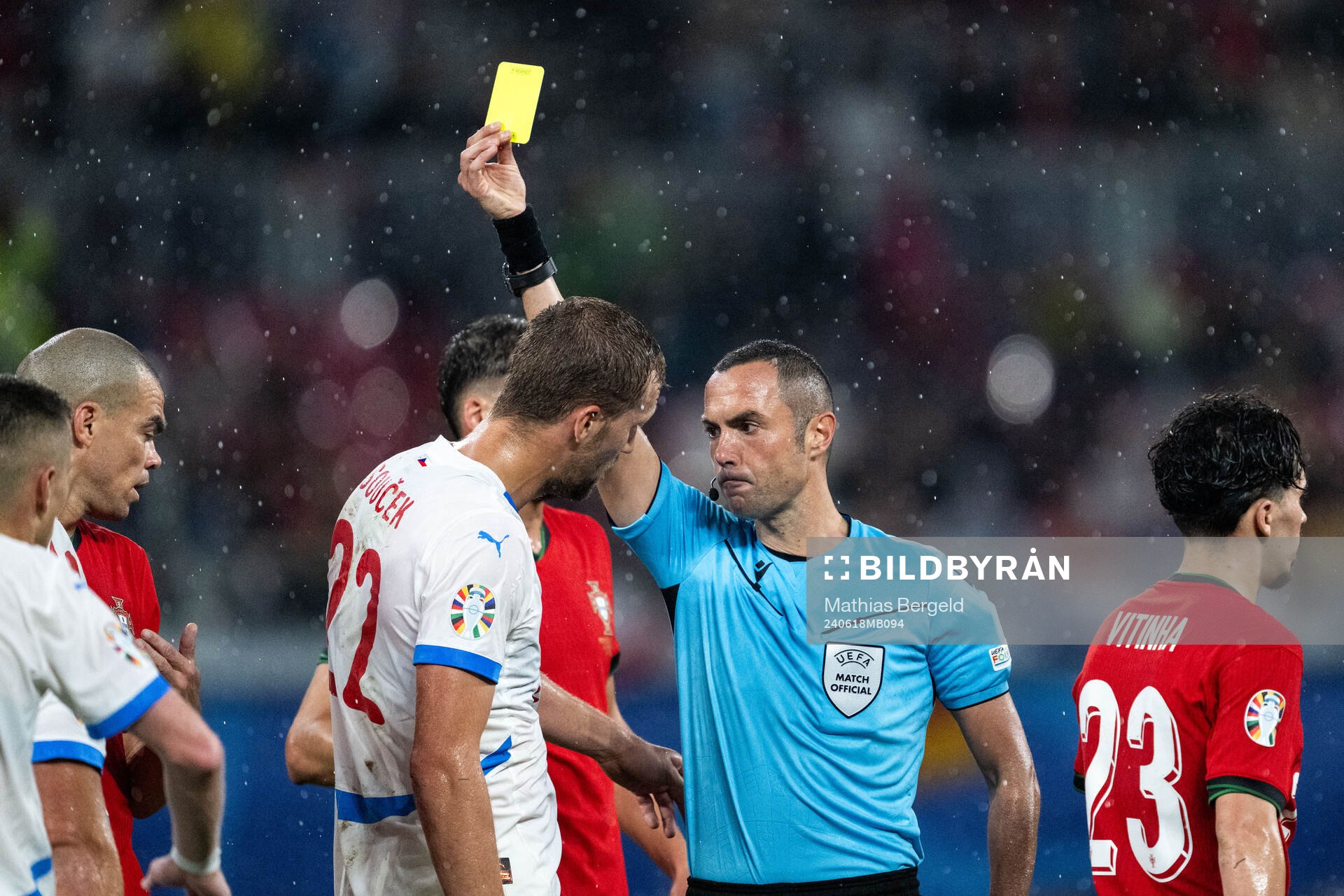 Tomas Soucek of Czech Republic receives a yellow card from