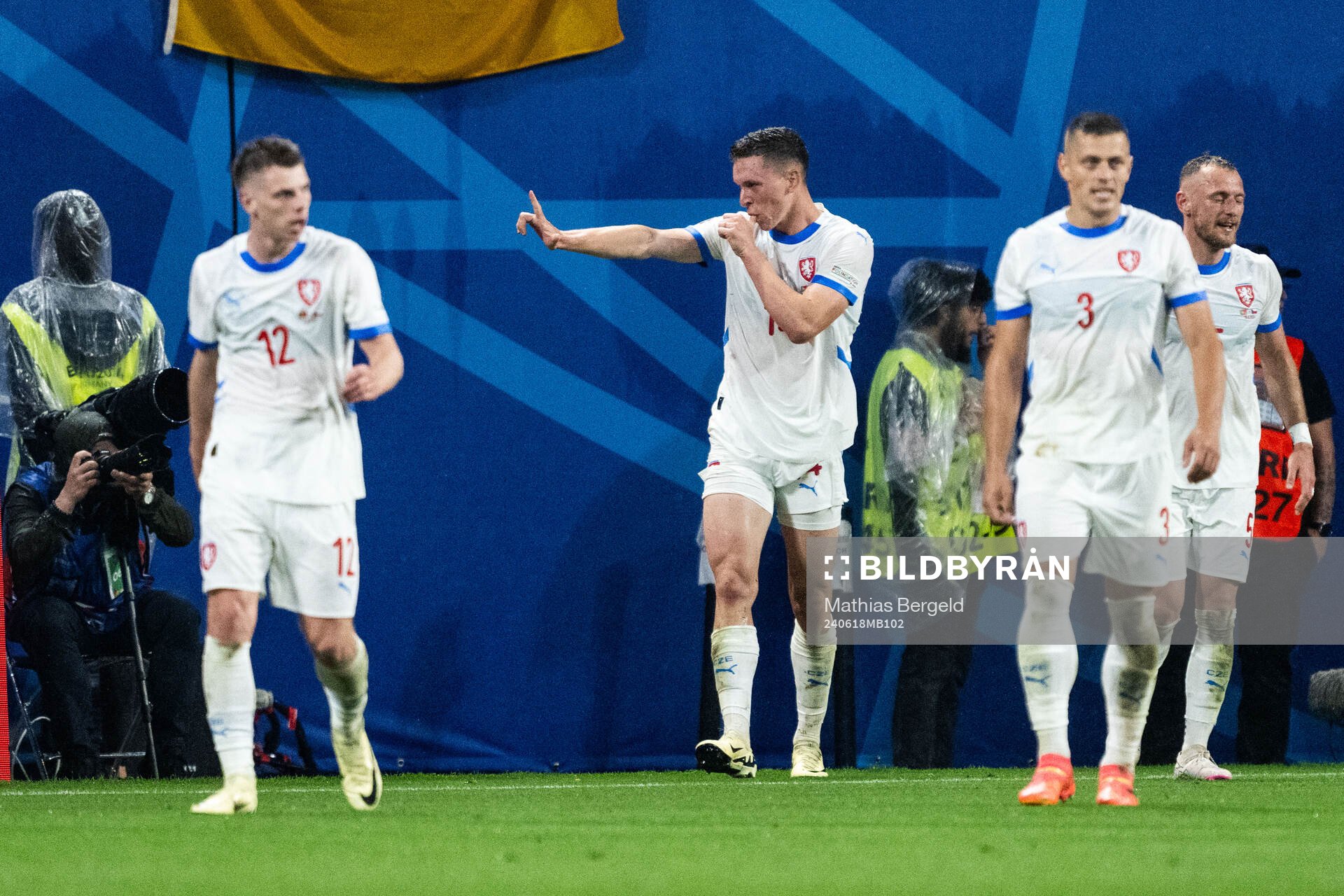 Lukas Provod of Czech Republic celebrates after 0-1 during the UEFA Euro 2024 Football Championship match between Portugal and Czech Republic on June 18, 2024 in Leipzig.