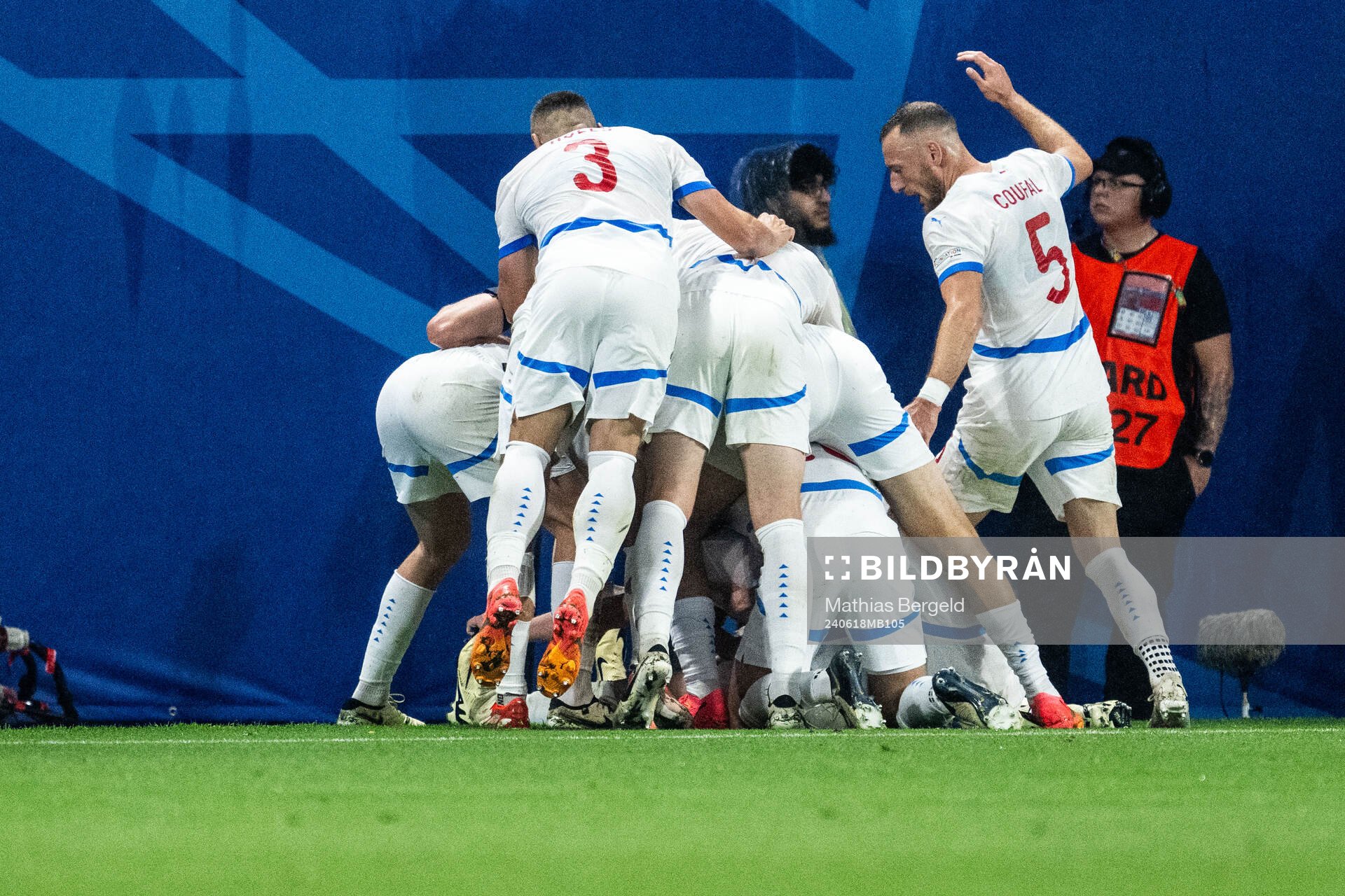 Lukas Provod of Czech Republic celebrates with team mates