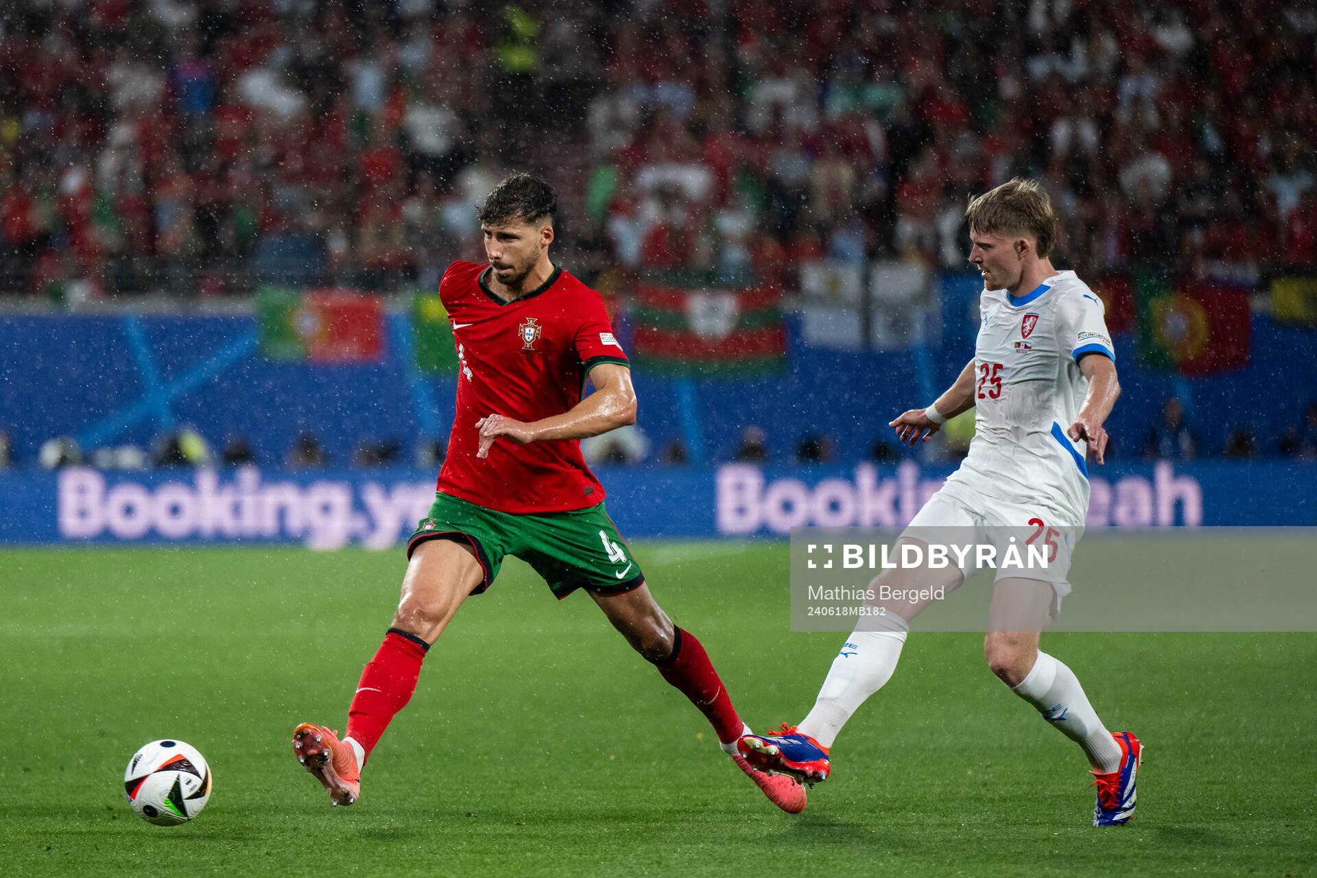 Ruben Dias of Portugal and Pavel Sulc of Czech Republic